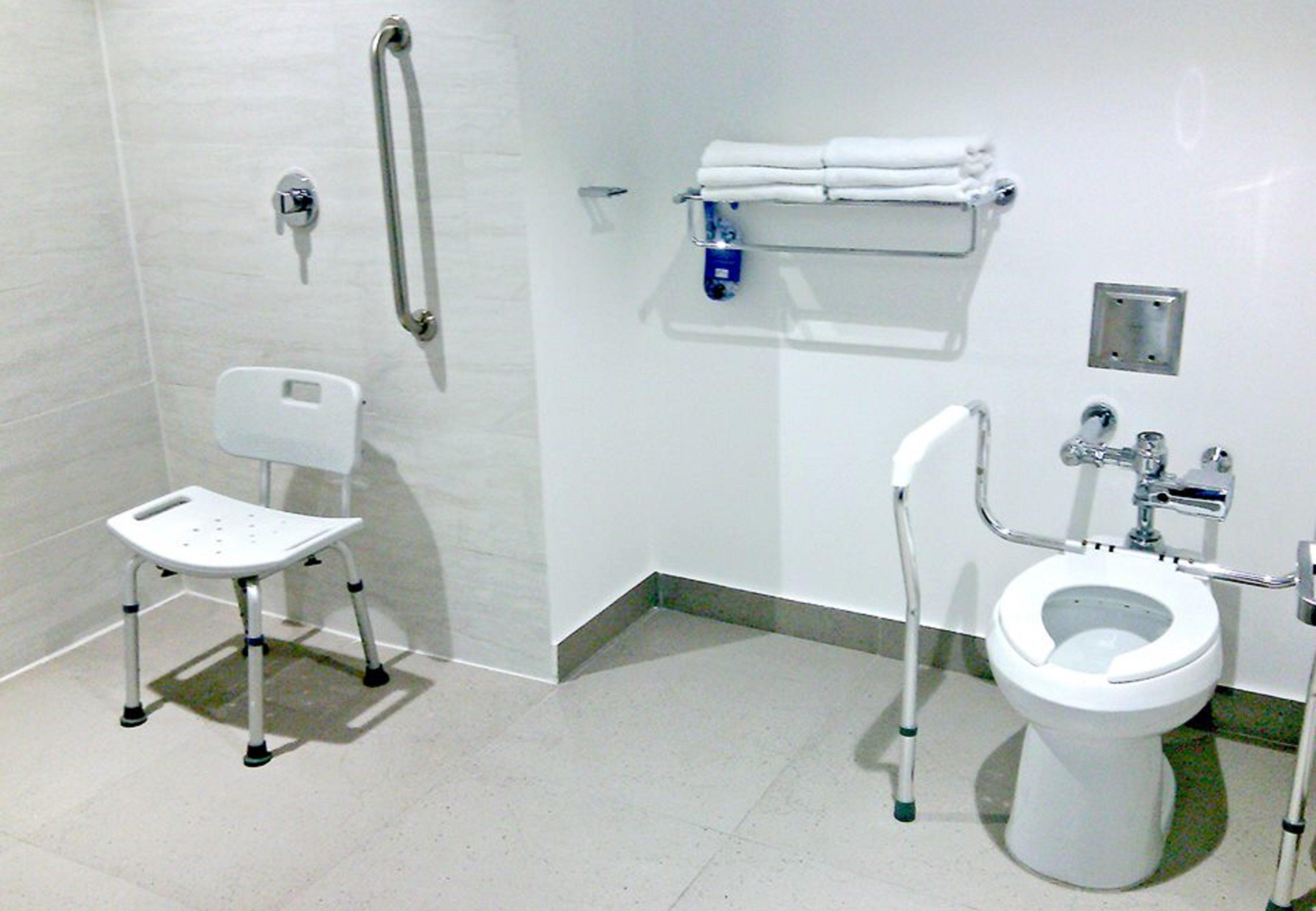 Double Accessible King Size Bed