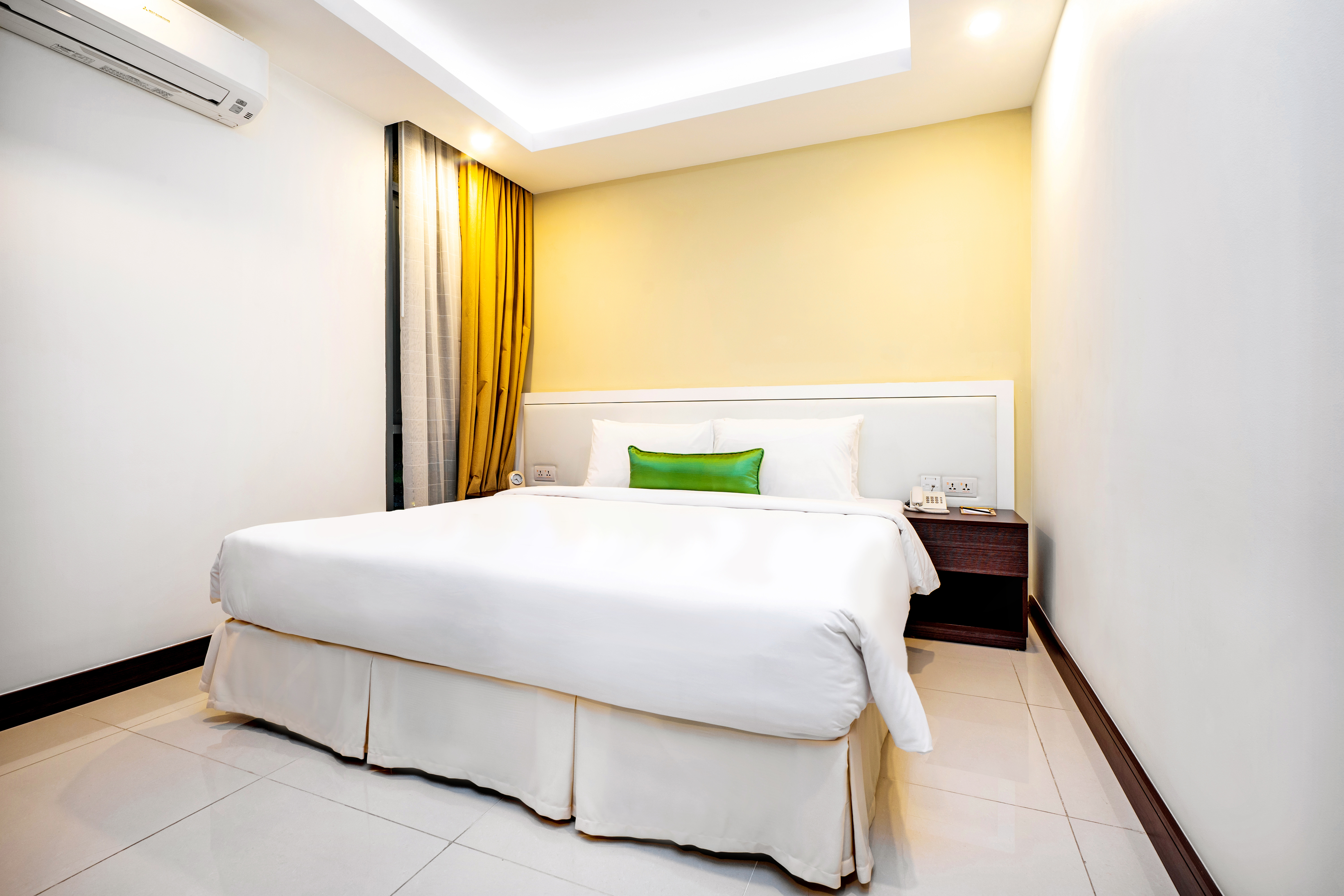 Suite King Bed One Bedroom 