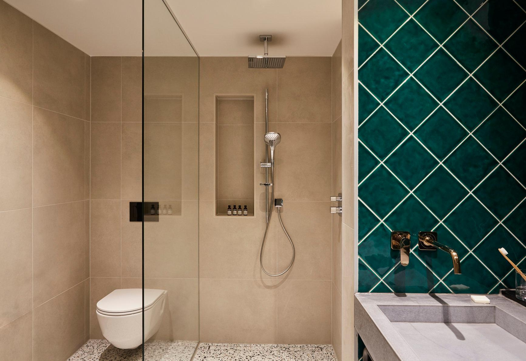 Double Queen Size Bed