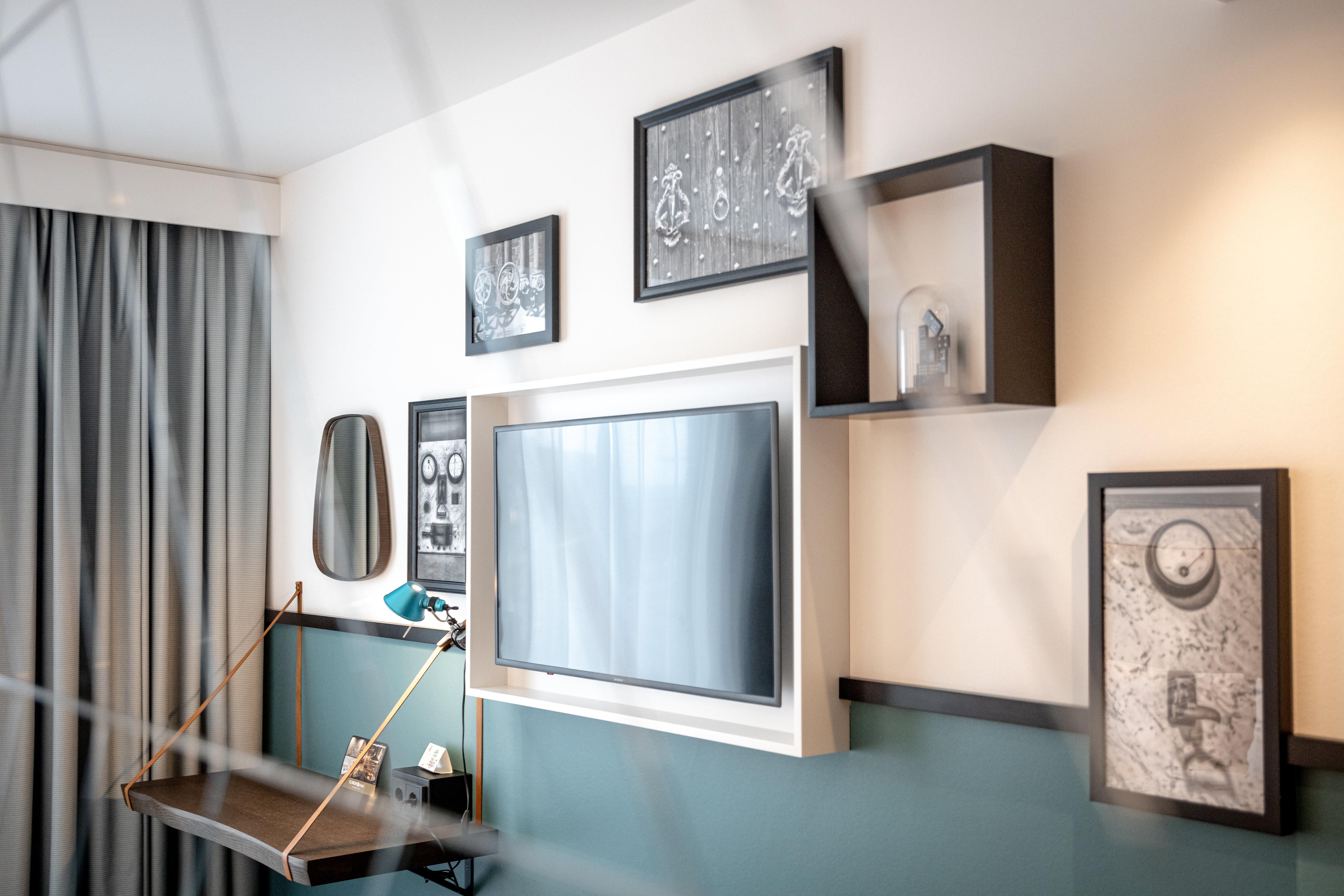 Double Premium Queen Bed