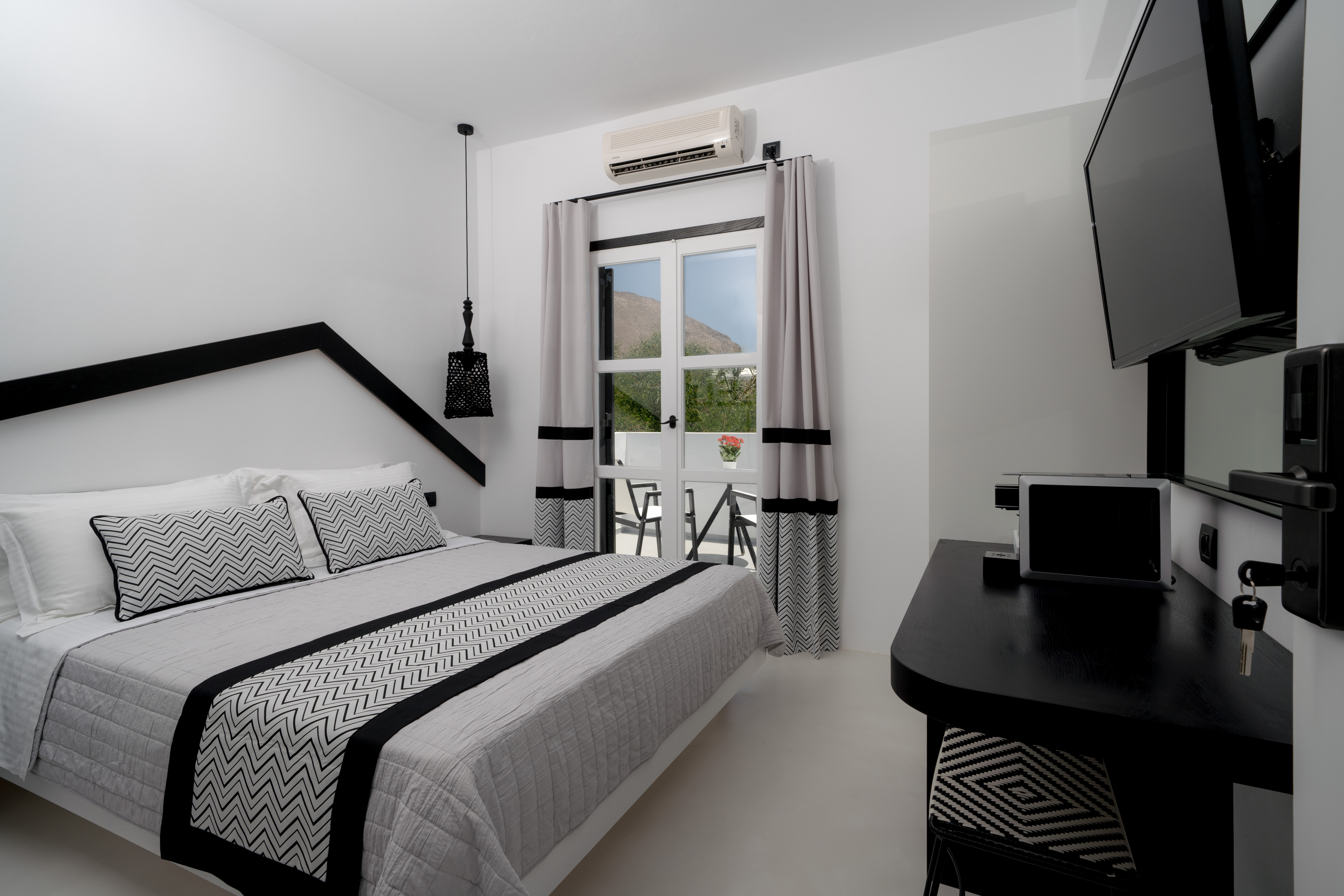 Double or Twin Standard