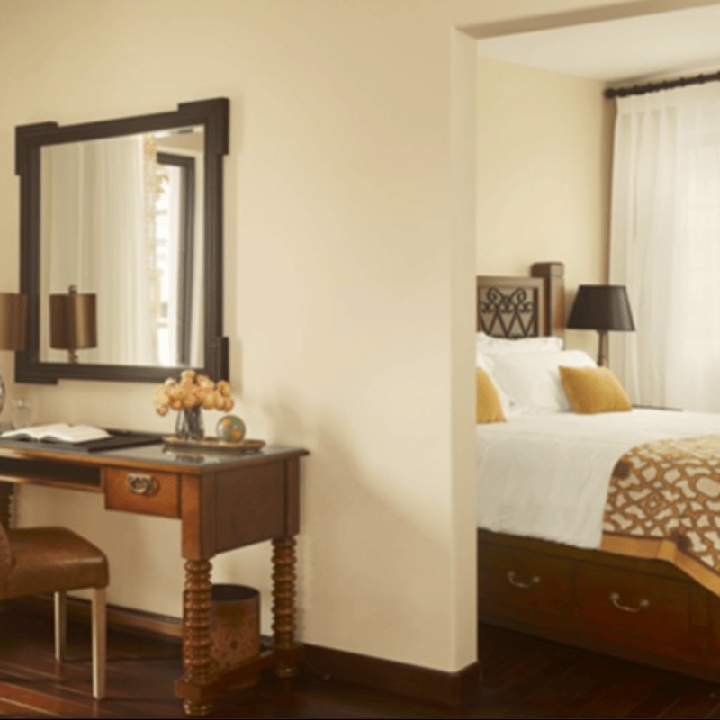 Suite Queen Size Bed