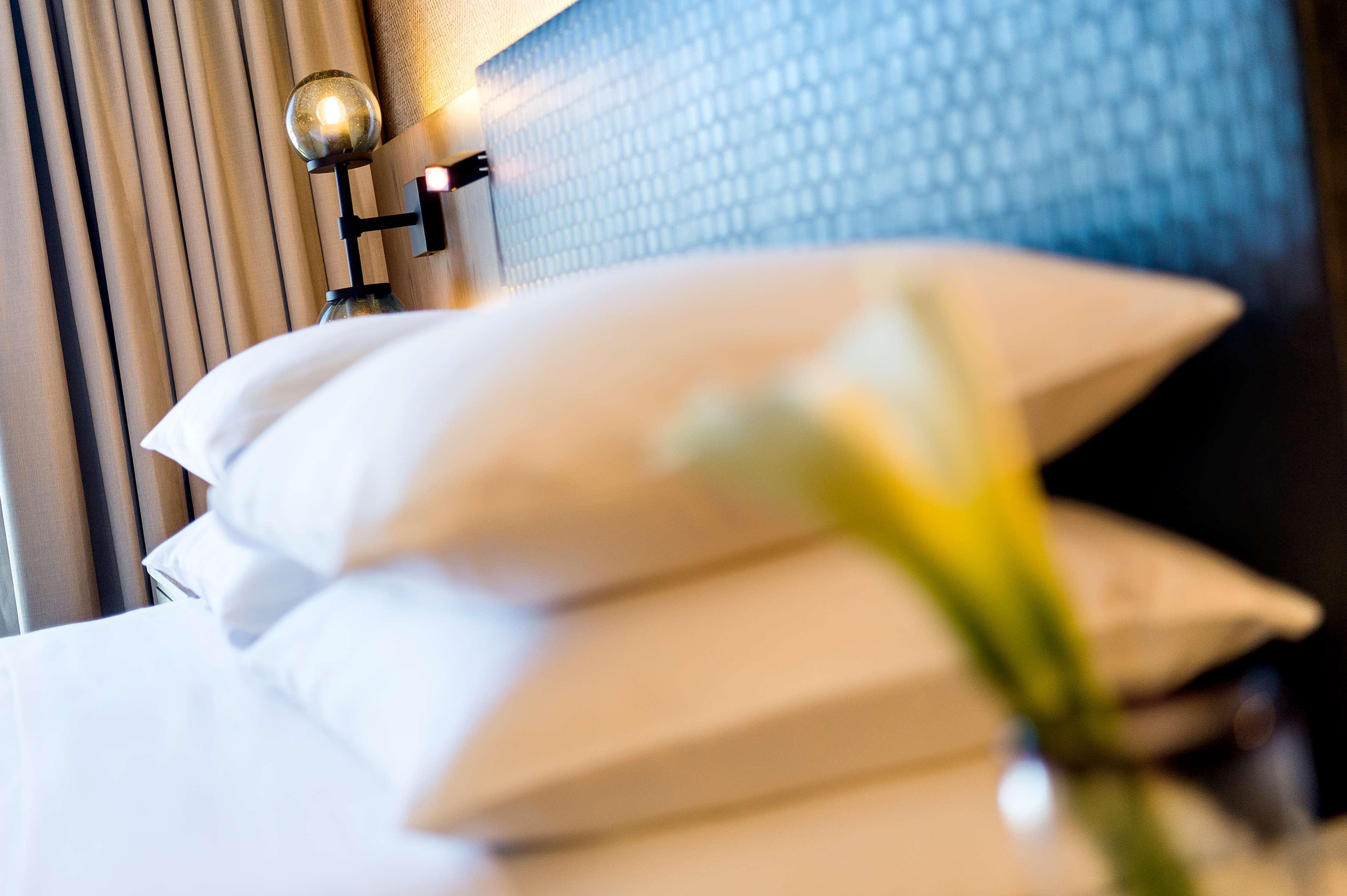 Room City View King Bed