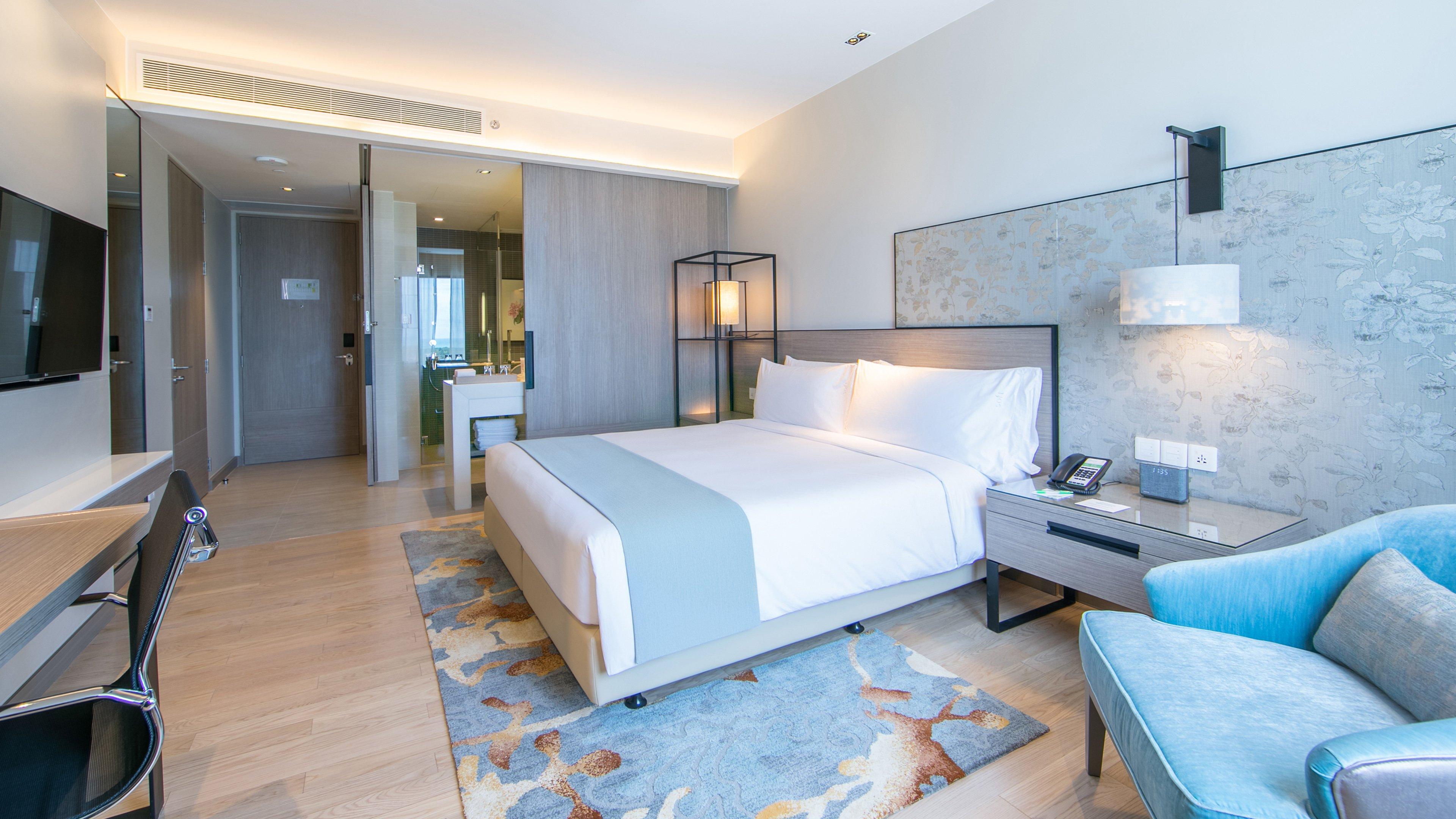 Double Sea View King Bed