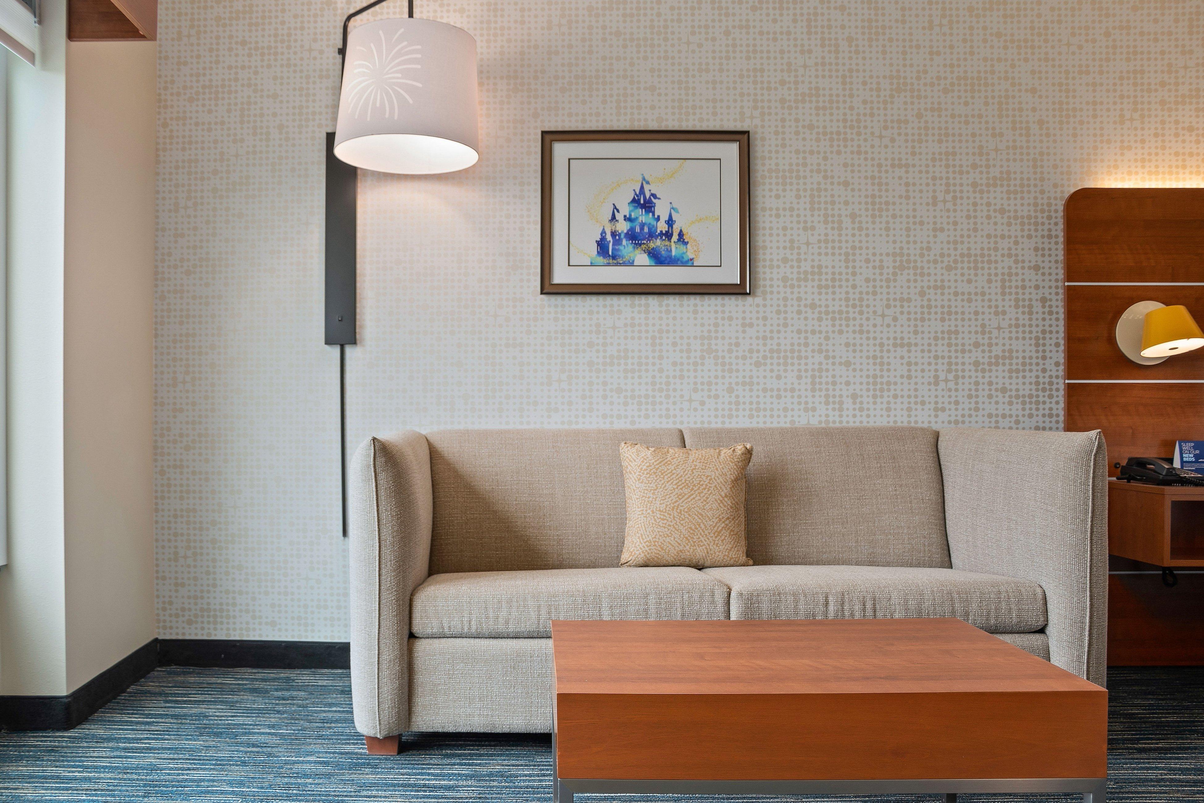 Suite Accessible King Size Bed