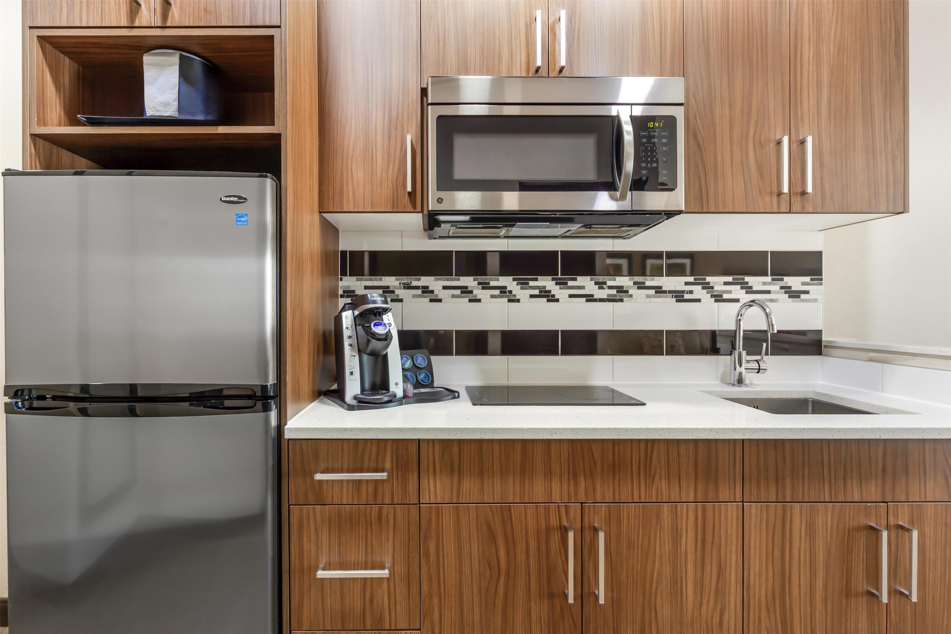 Quadruple Non Smoking