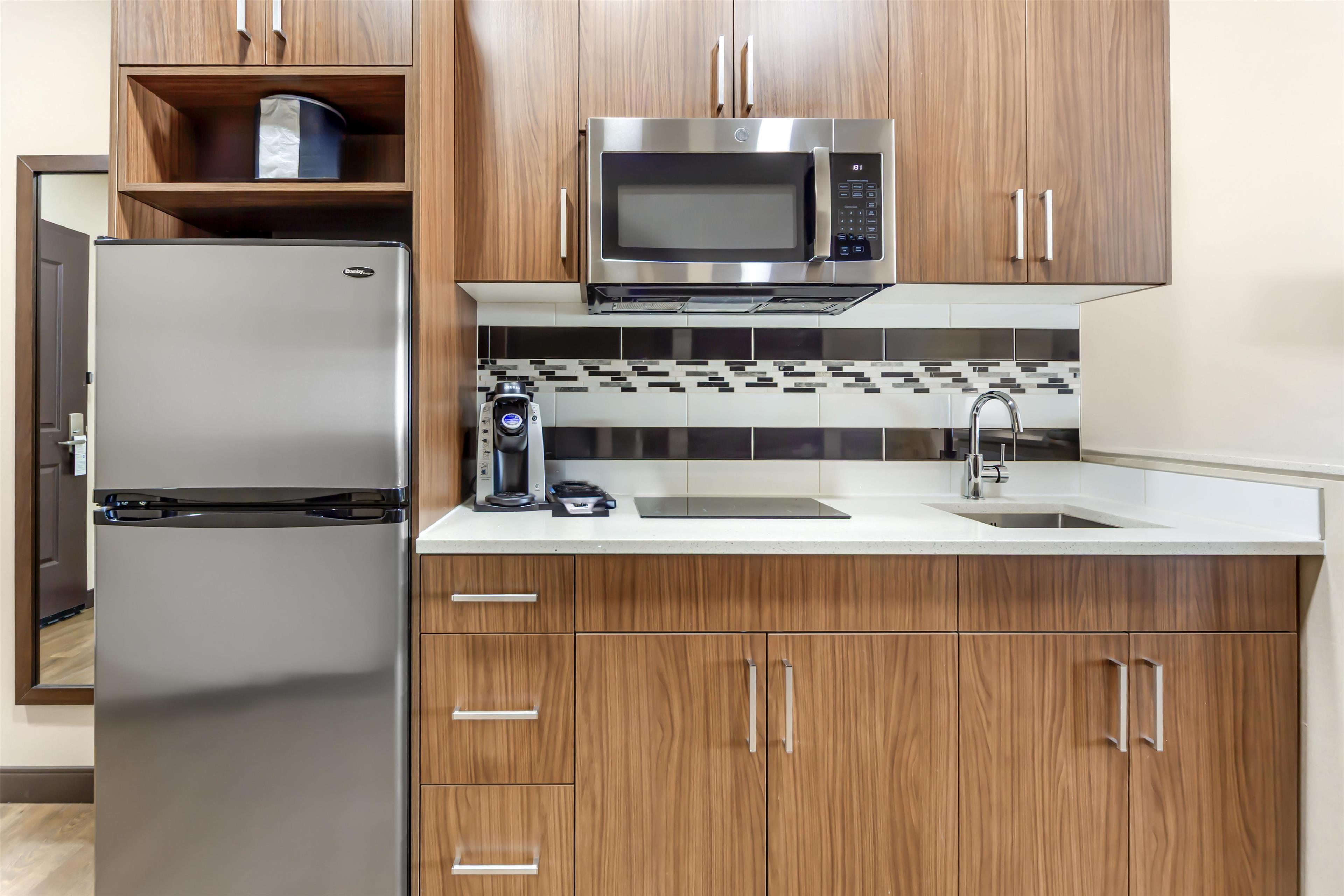 Quadruple Two Queen Beds