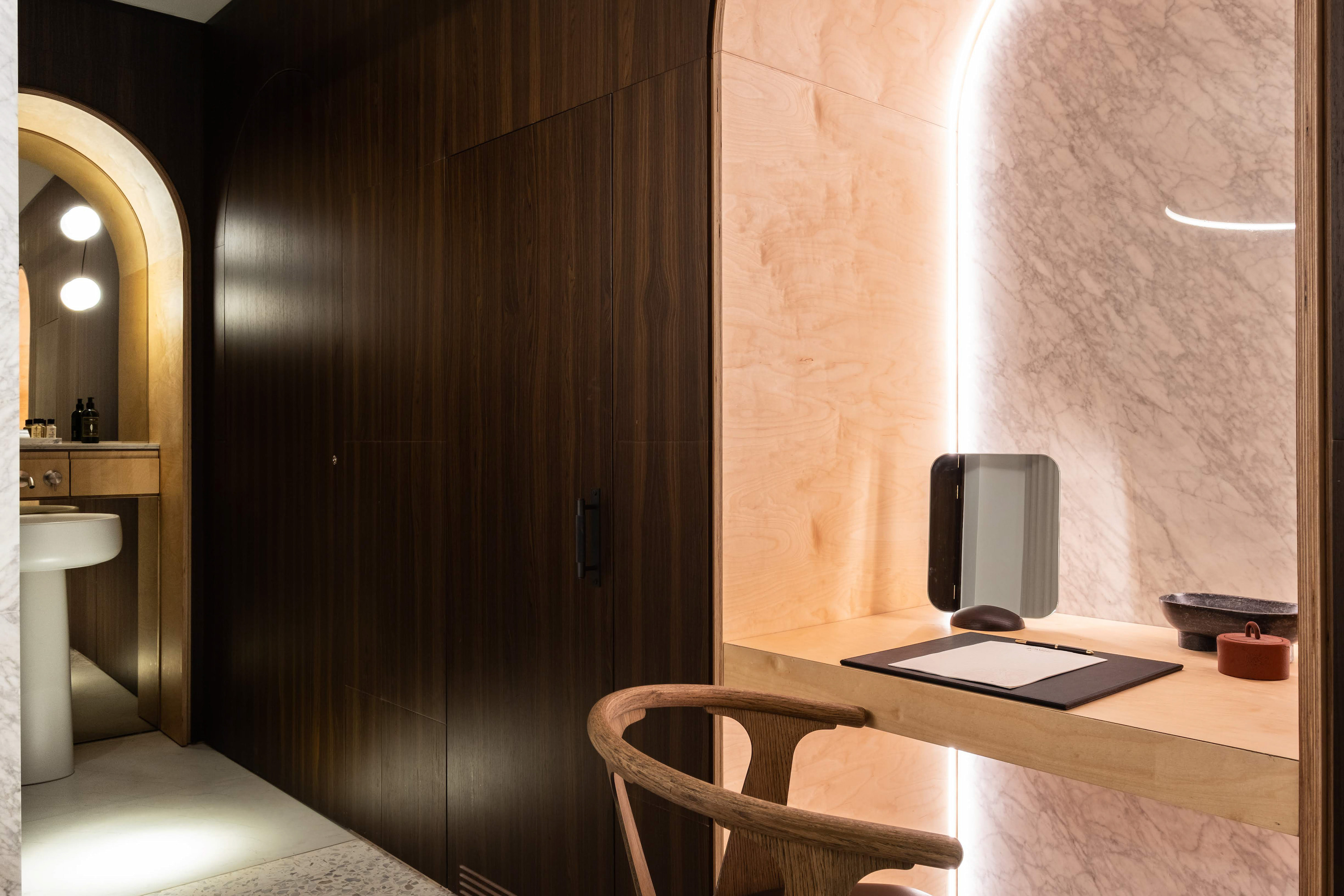 Double or Twin Executive