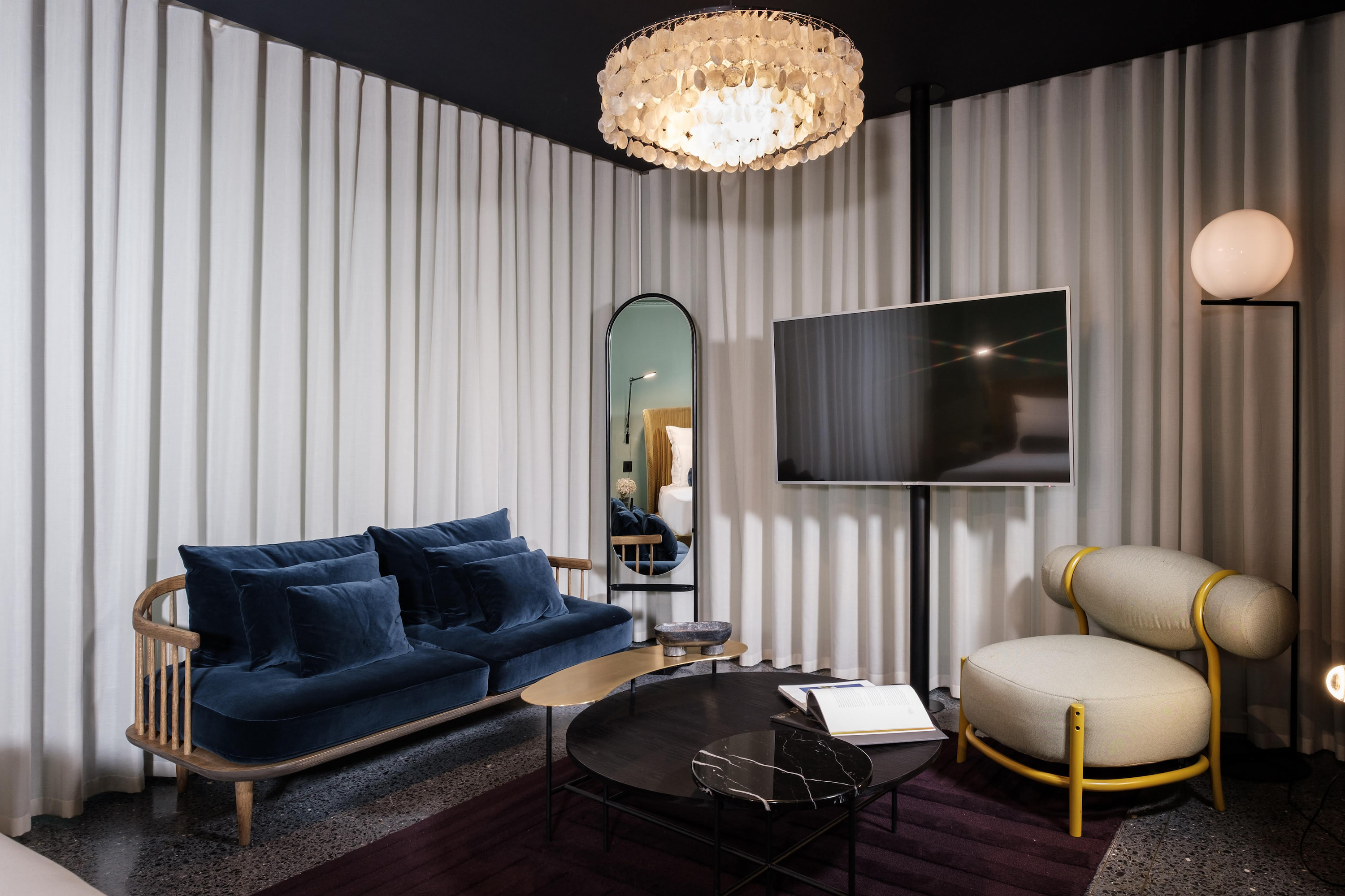 Double or Twin Standard