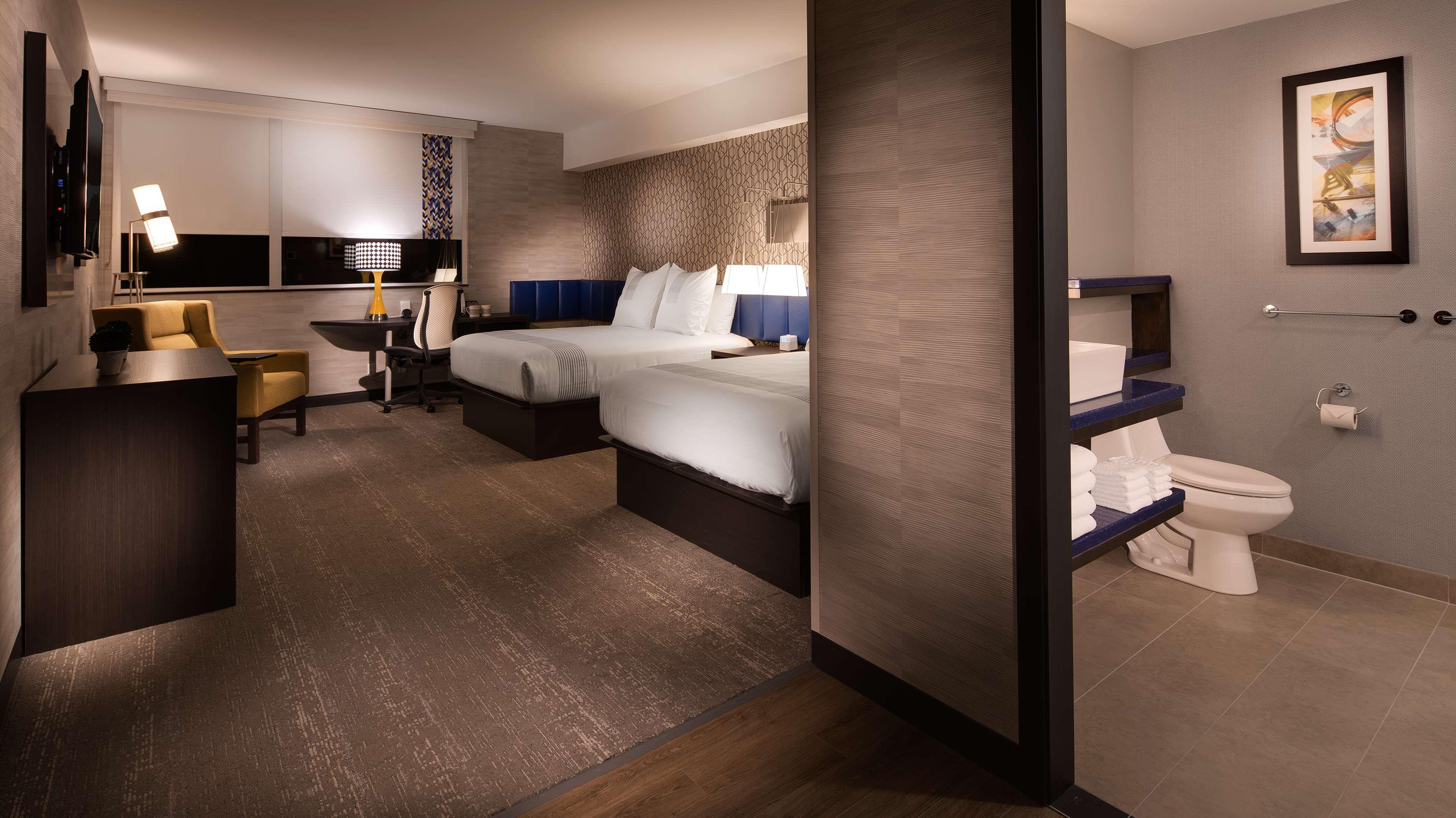 Quadruple Two Queen Beds Non Smoking