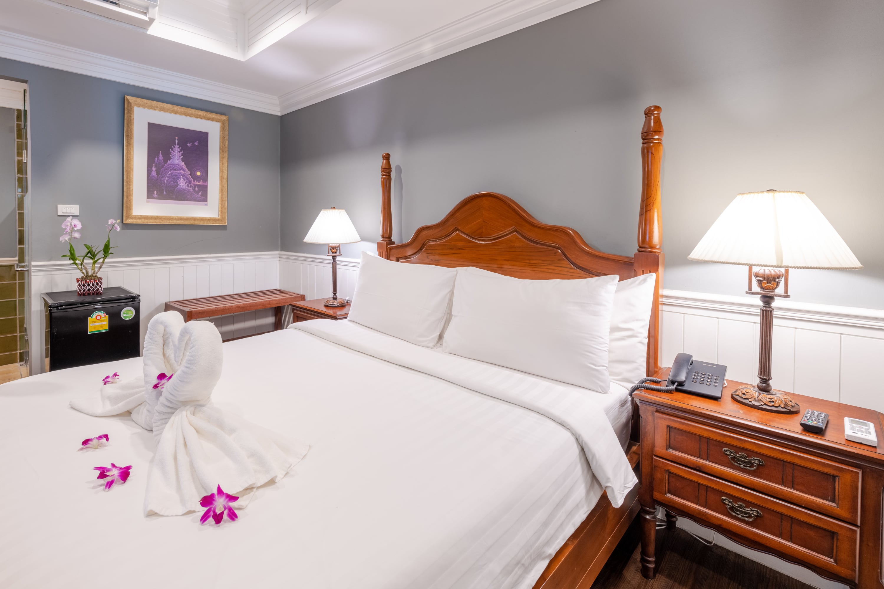 Double or Twin Deluxe