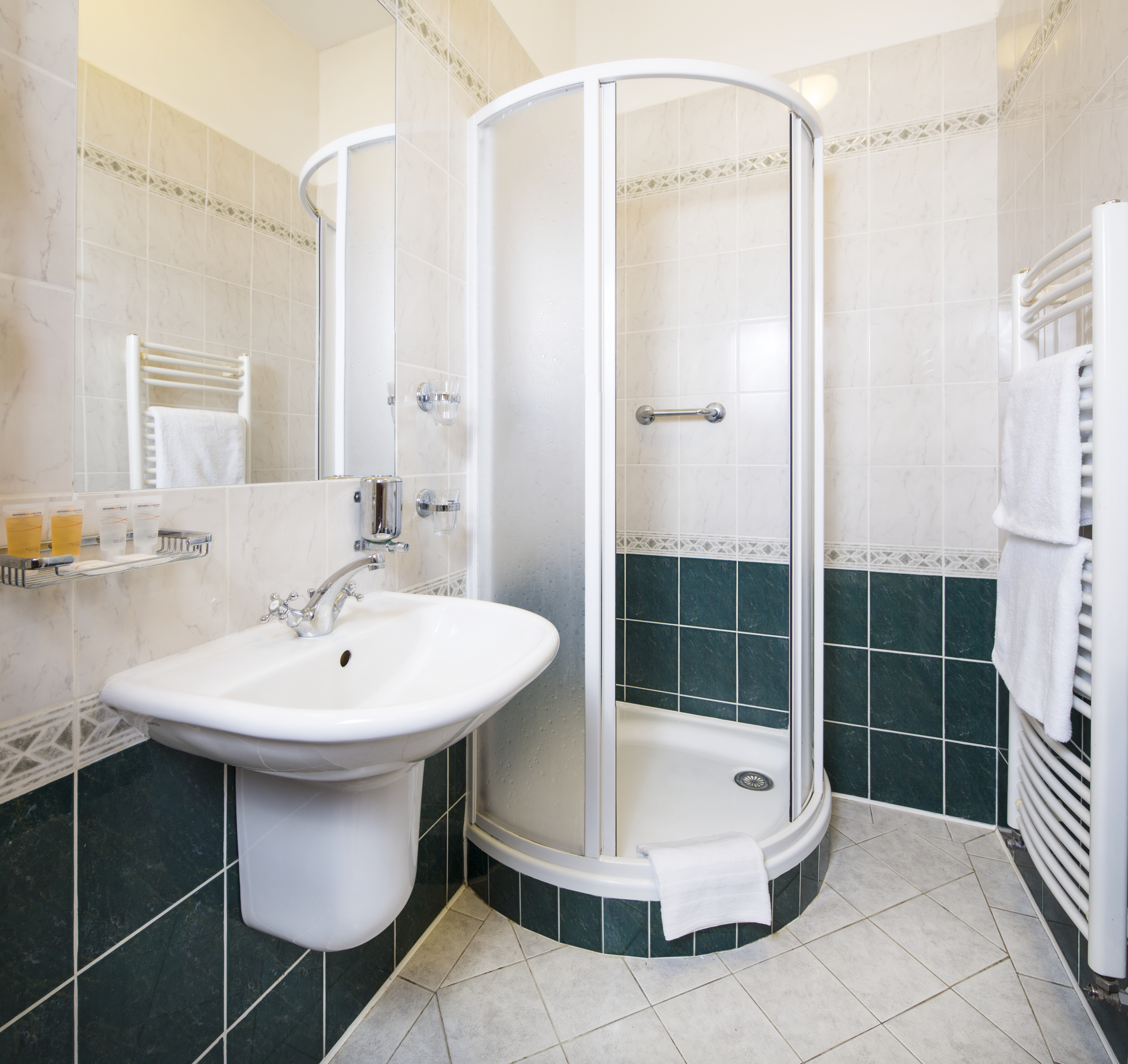 Double or Twin Deluxe