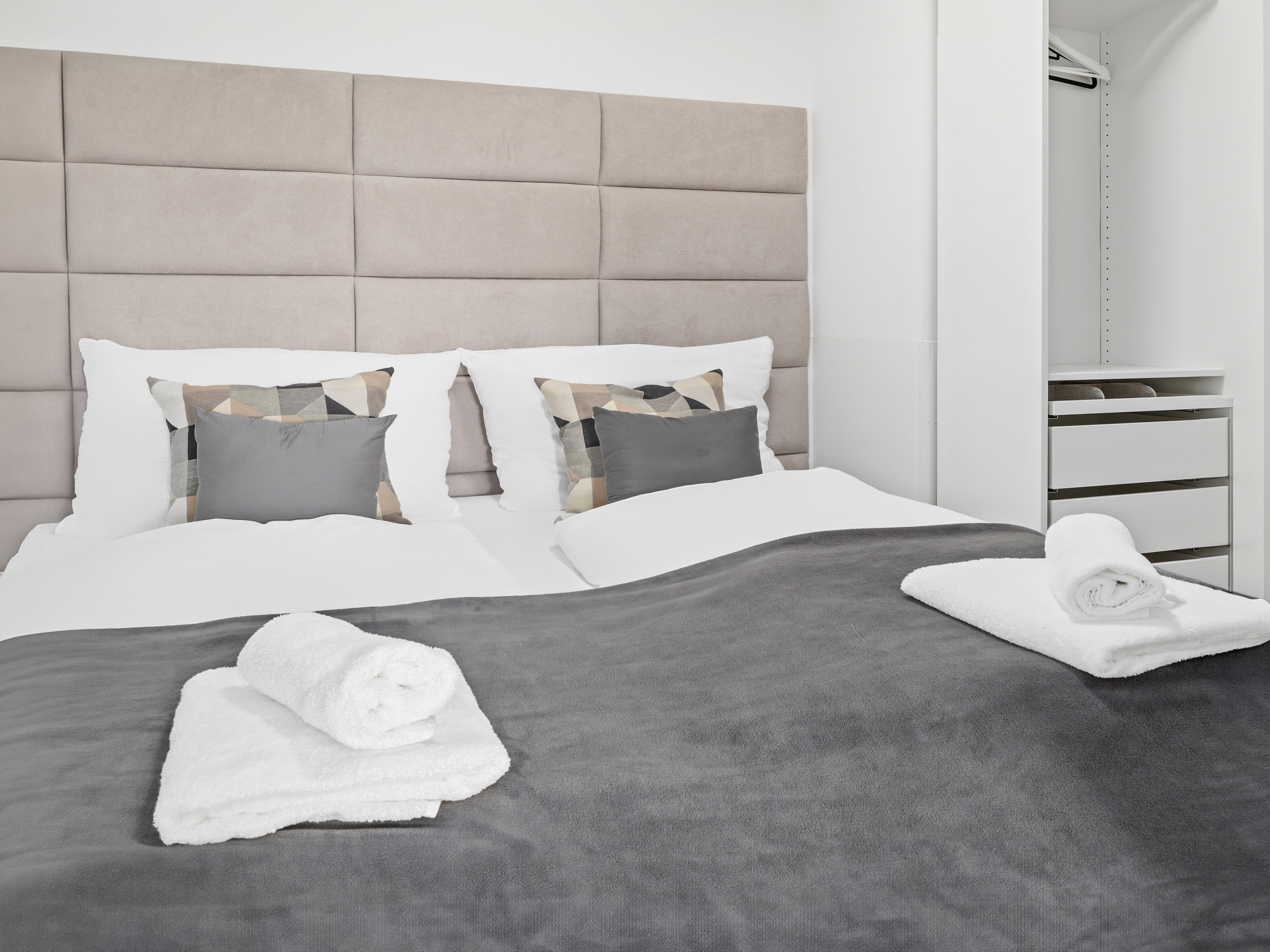 Apartment Two Bedrooms with Views