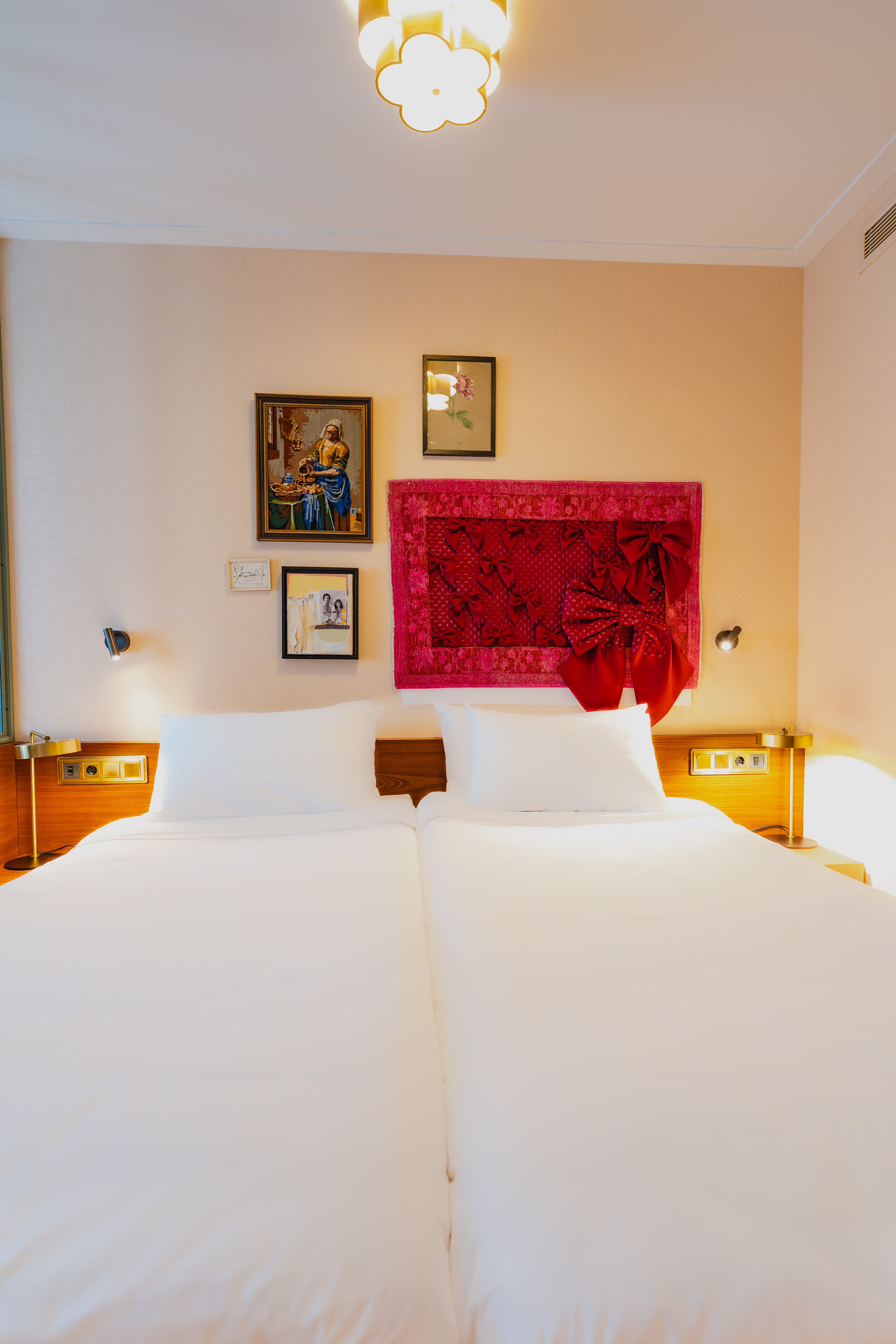 Double or Twin Deluxe