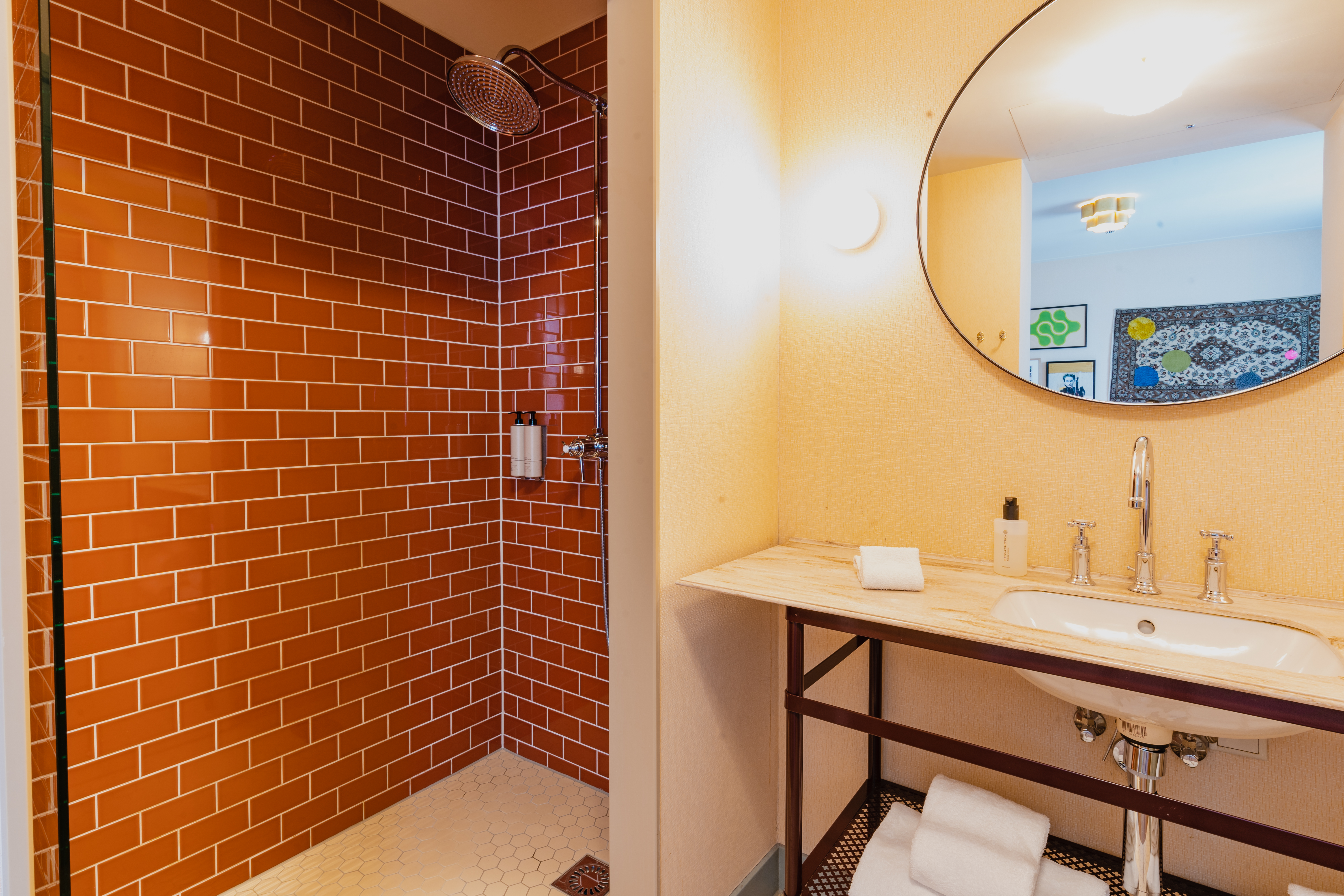 Double or Twin Deluxe