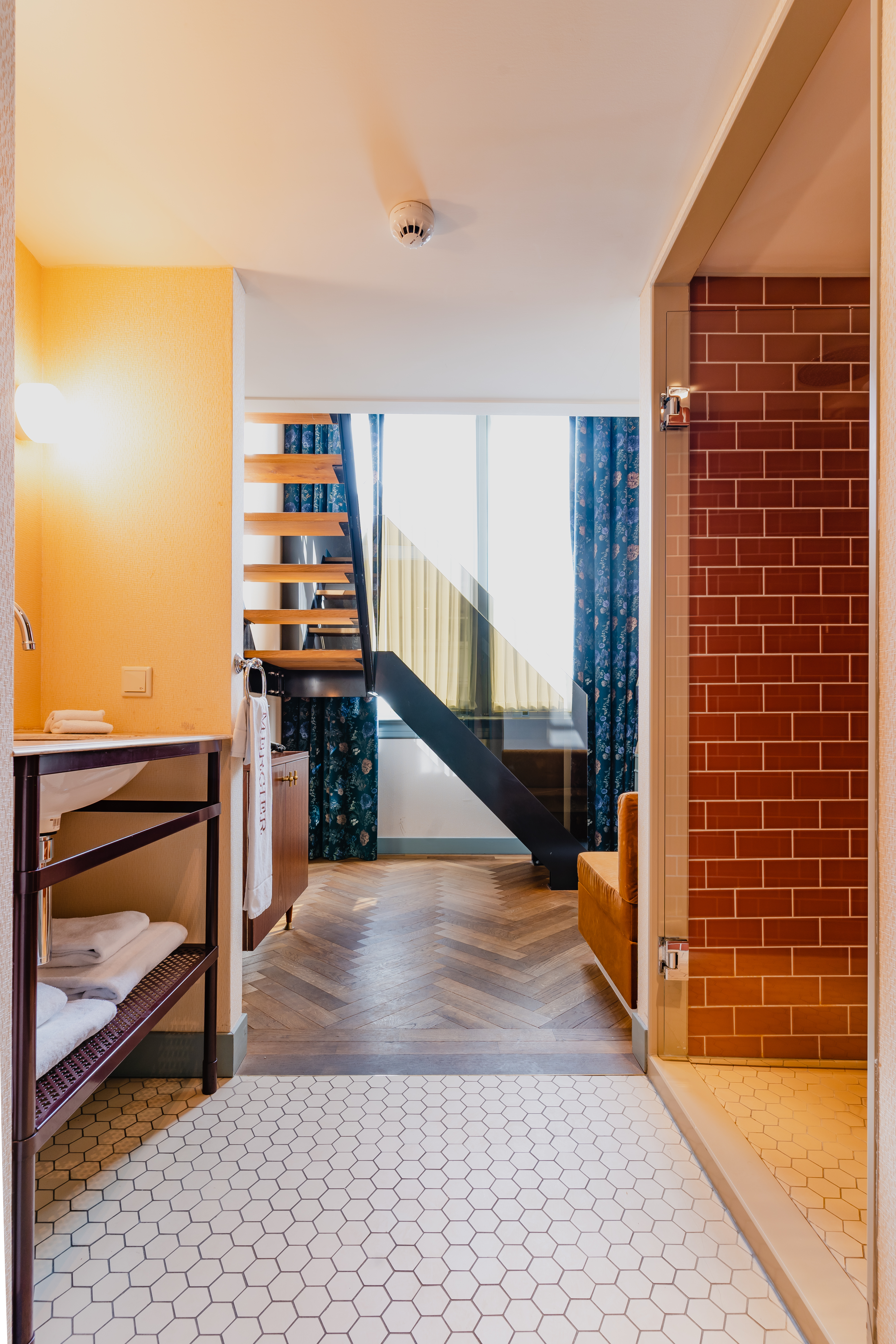 Junior Suite King Size Bed