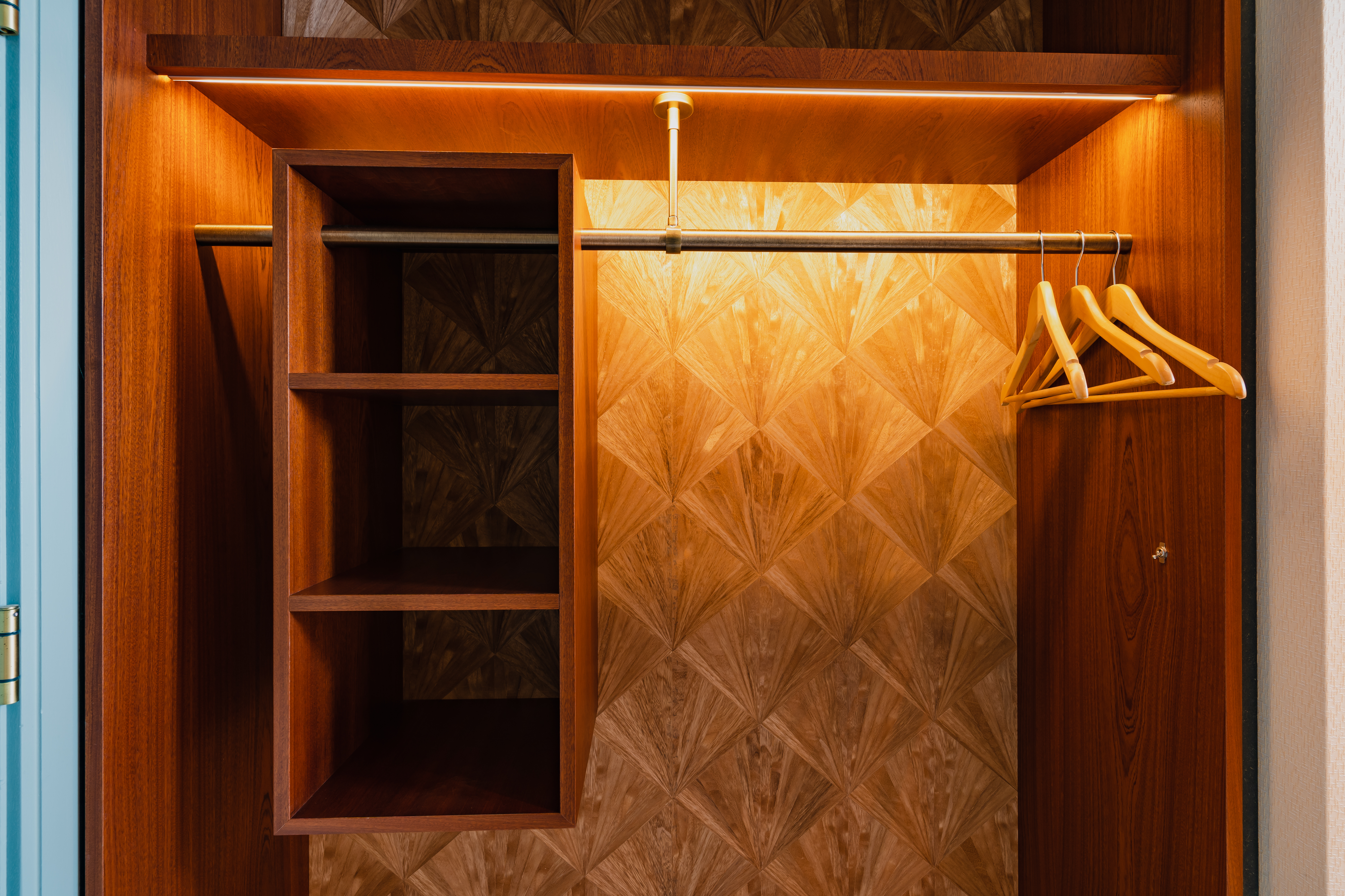 Junior Suite King Size Bed