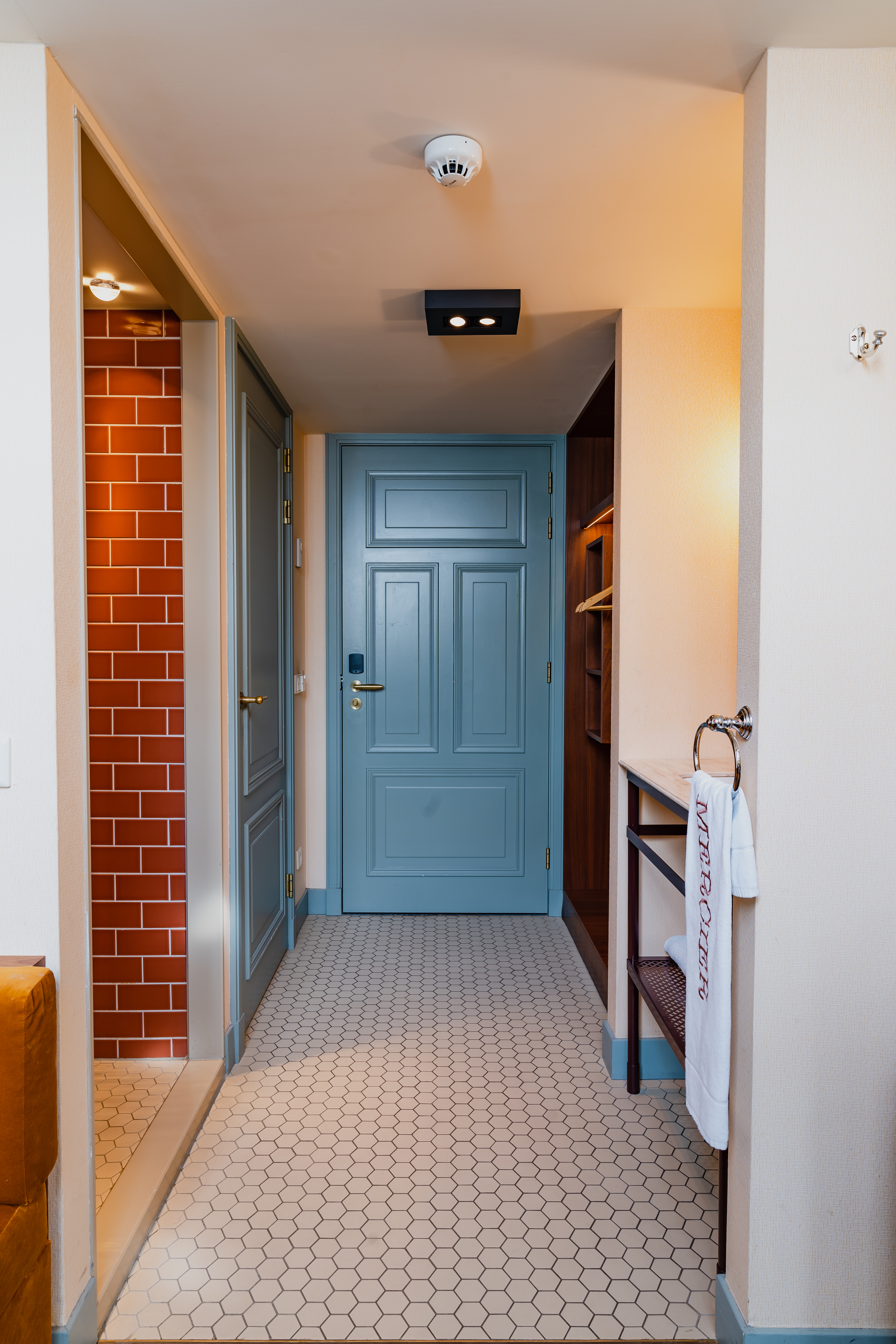 Junior Suite King Size Bed