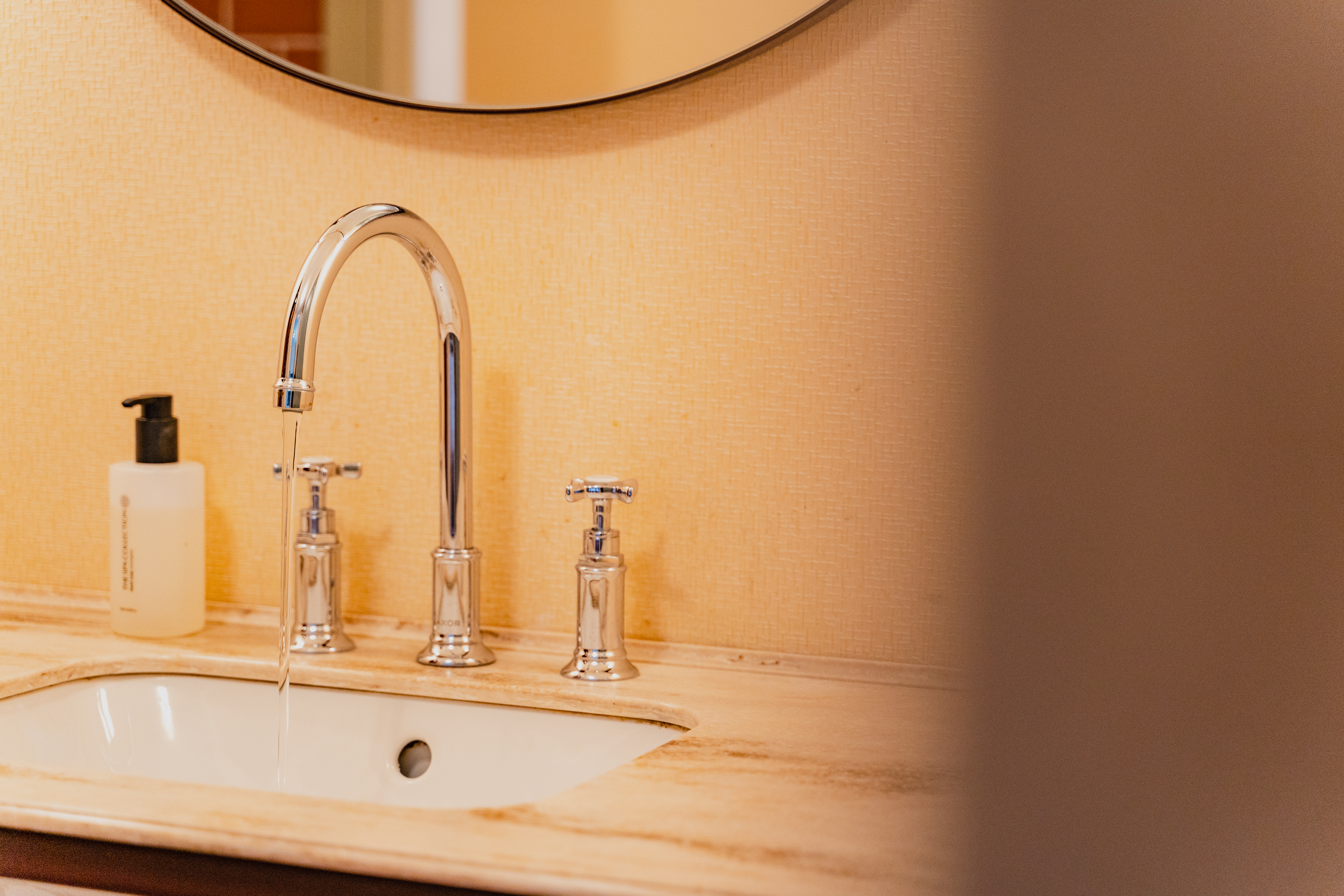 Double or Twin Deluxe