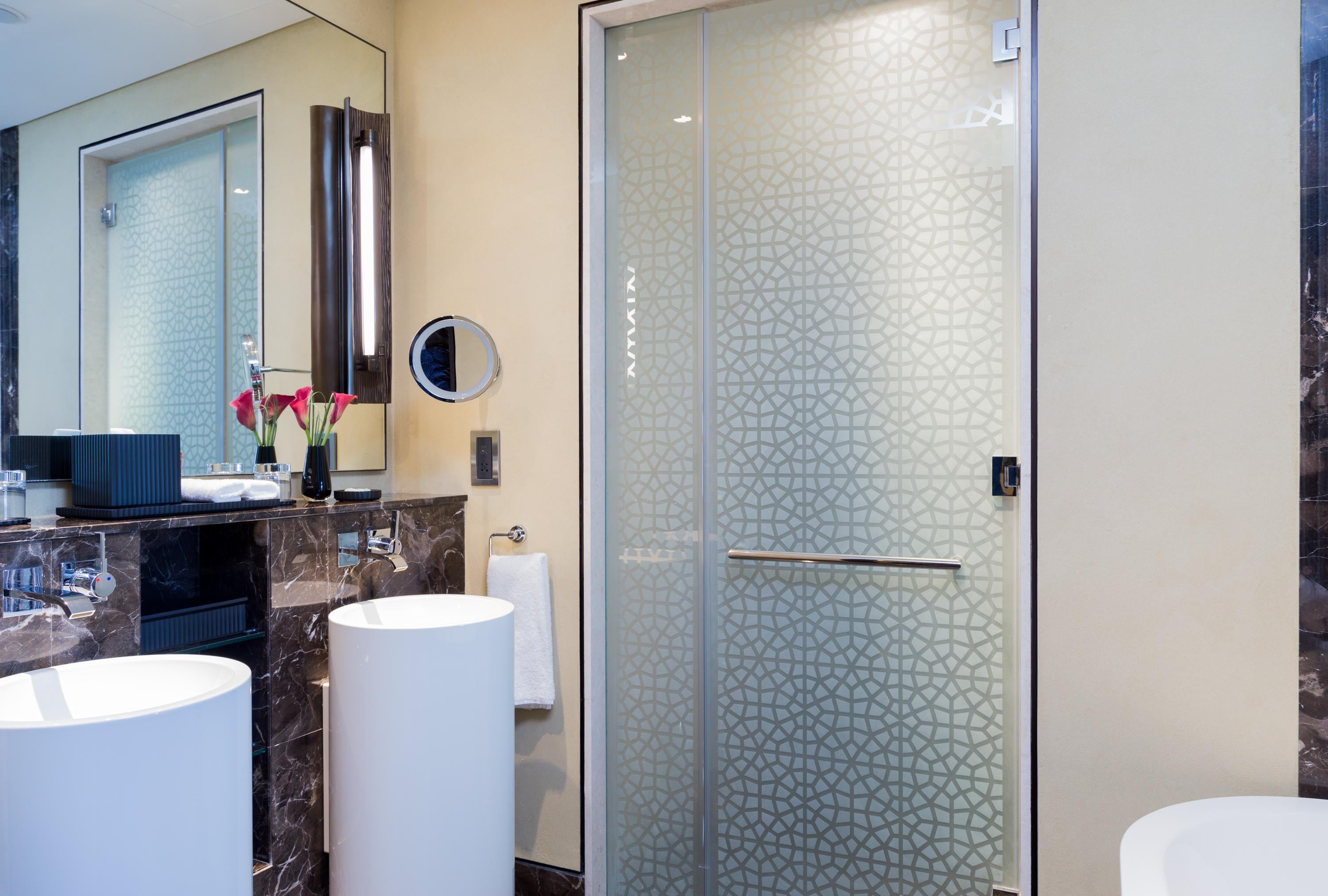 Room Deluxe King Bed