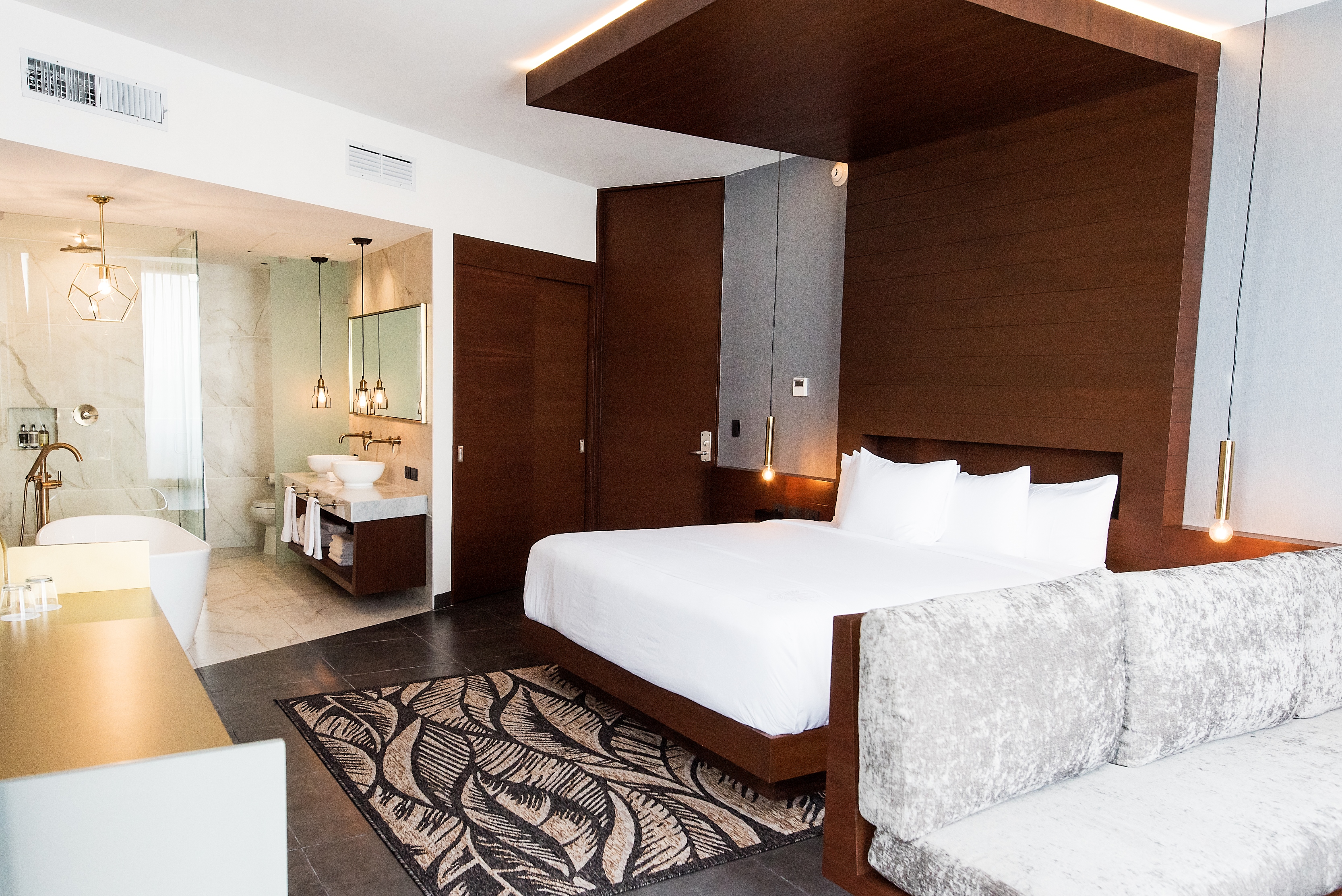 Double Superior King Bed