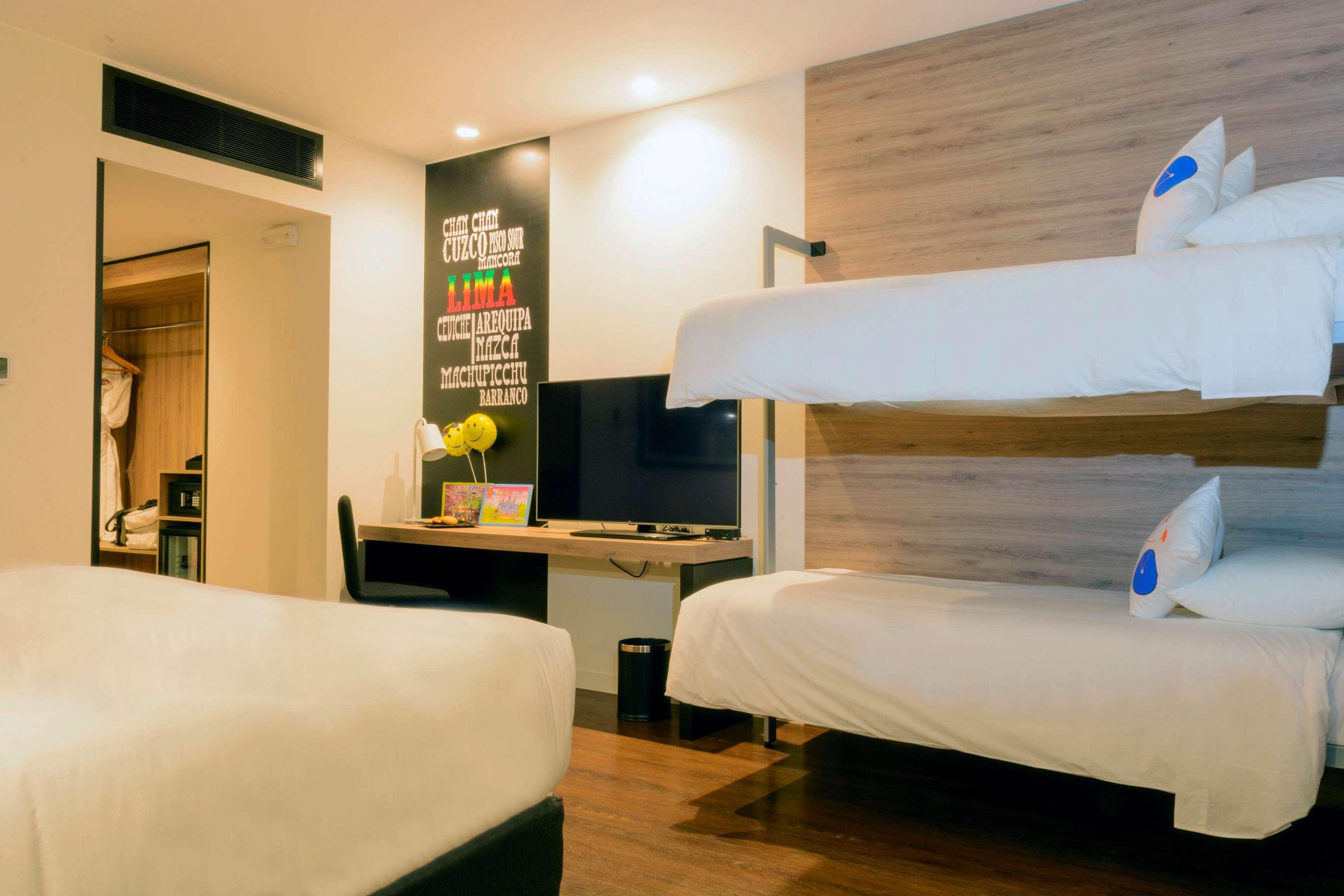 Family Room King Size Bed