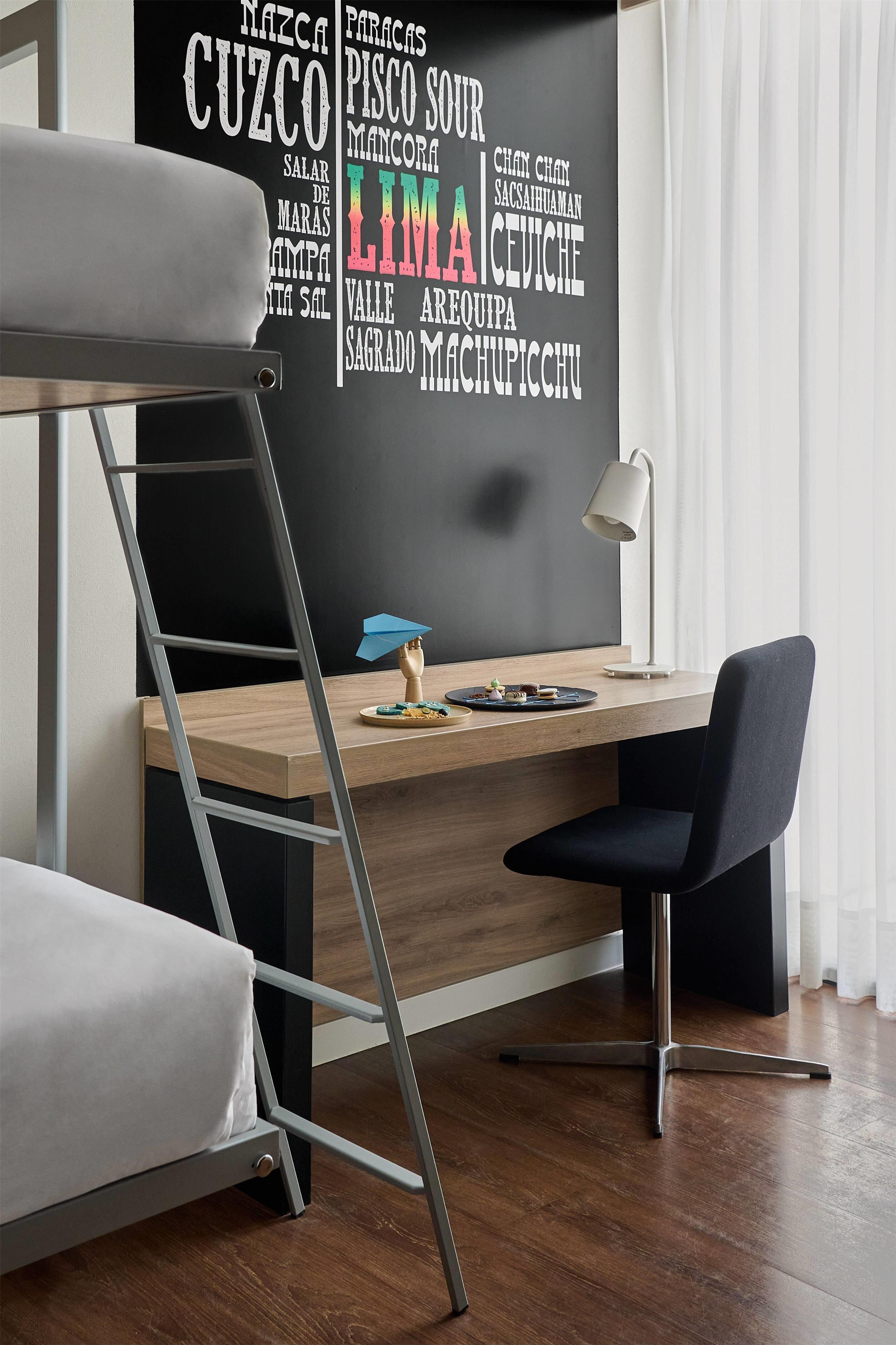 Family Room King Size Bed