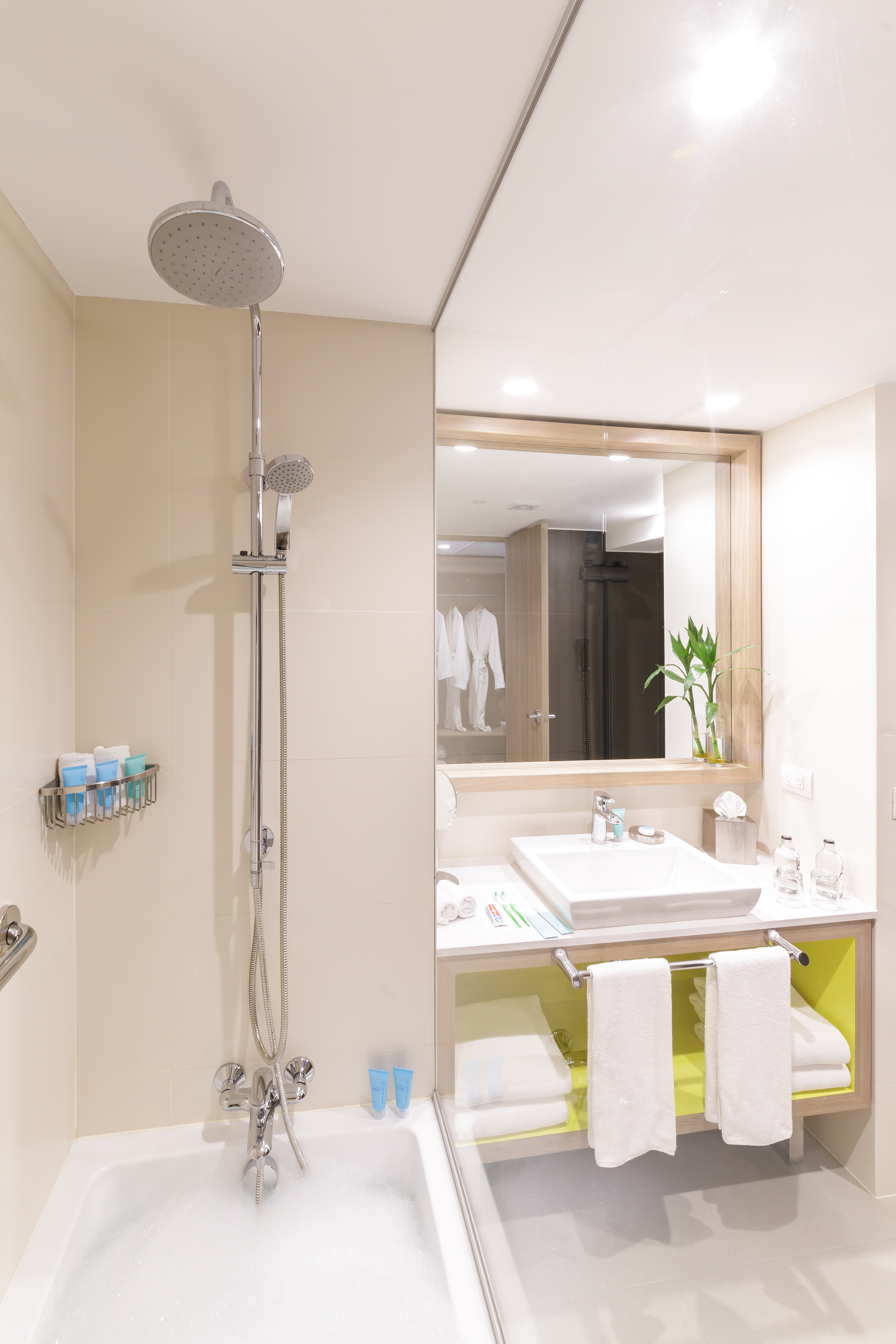 Family Room King Size Bed