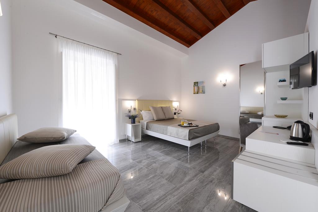 Double or Twin Deluxe