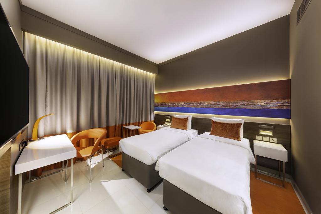 Double or Twin Standard