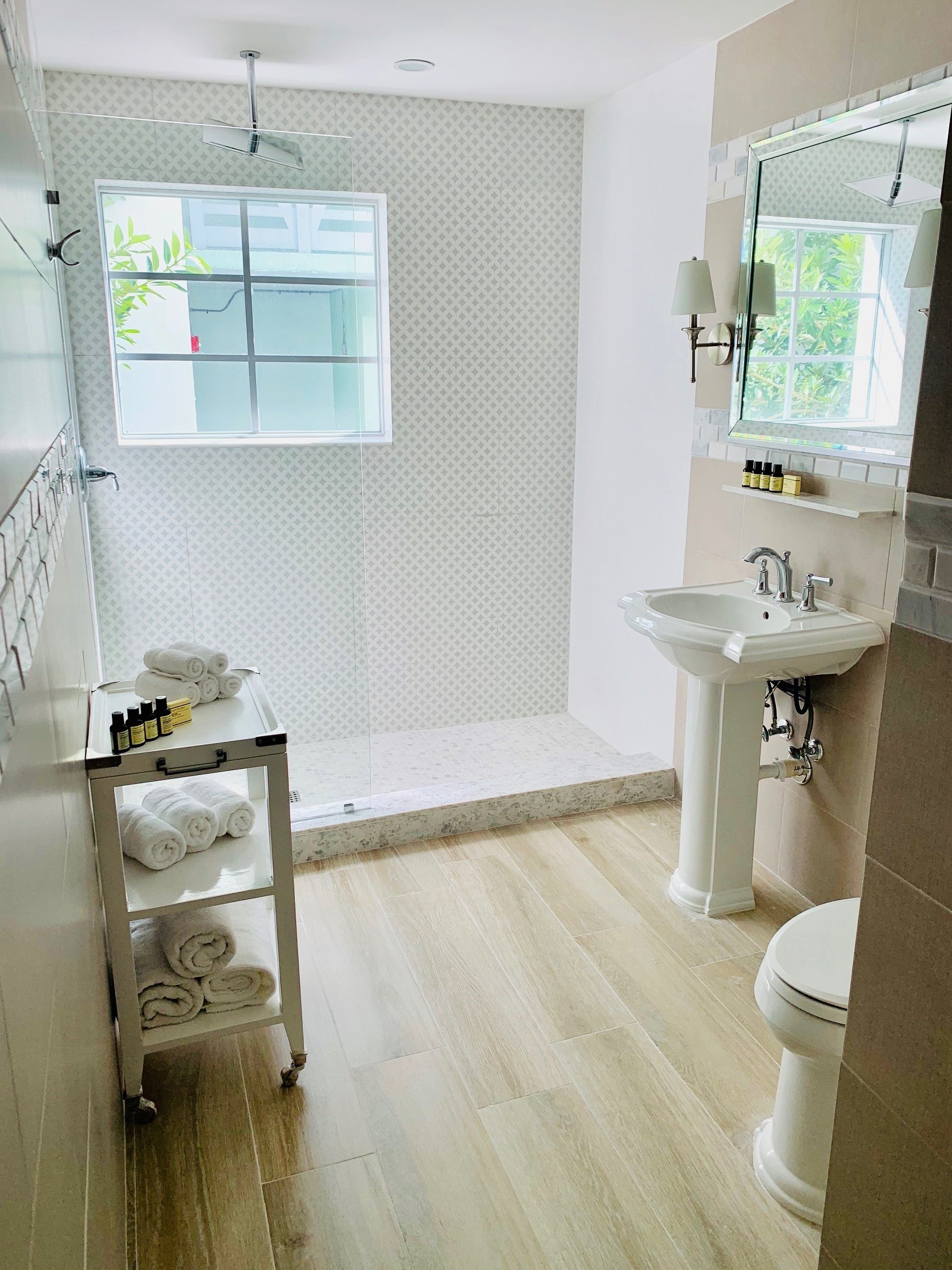 Double Queen Size Bed