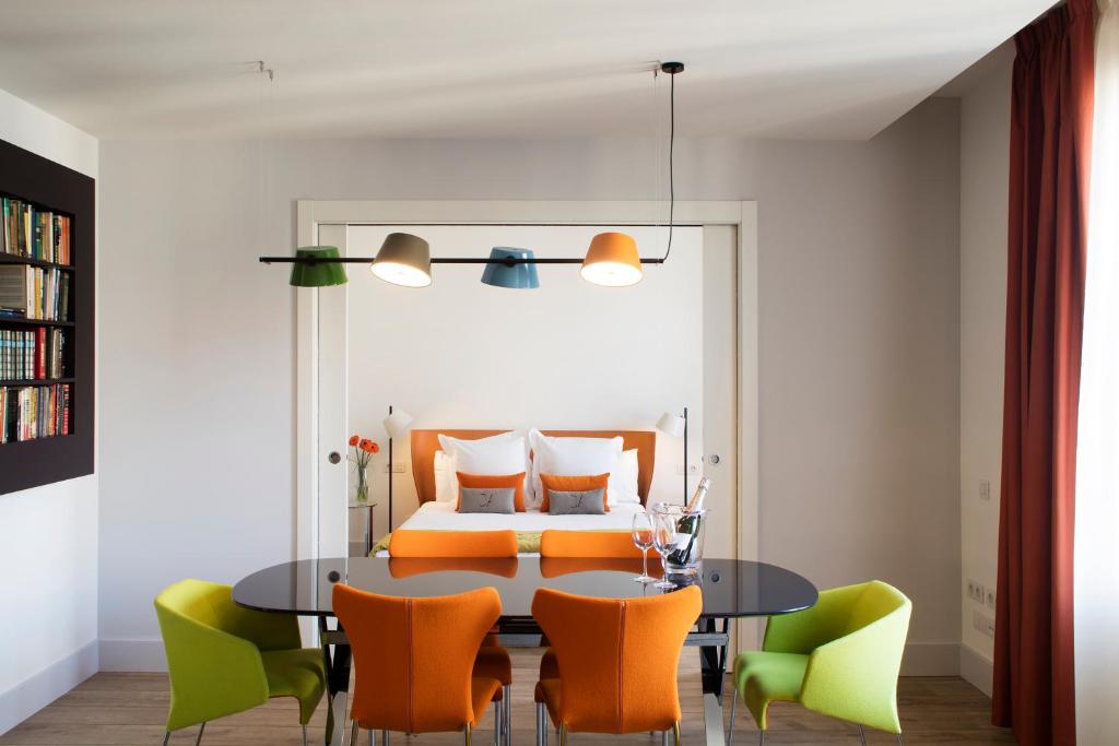 Apartment Capacity 4 Three Bedroom