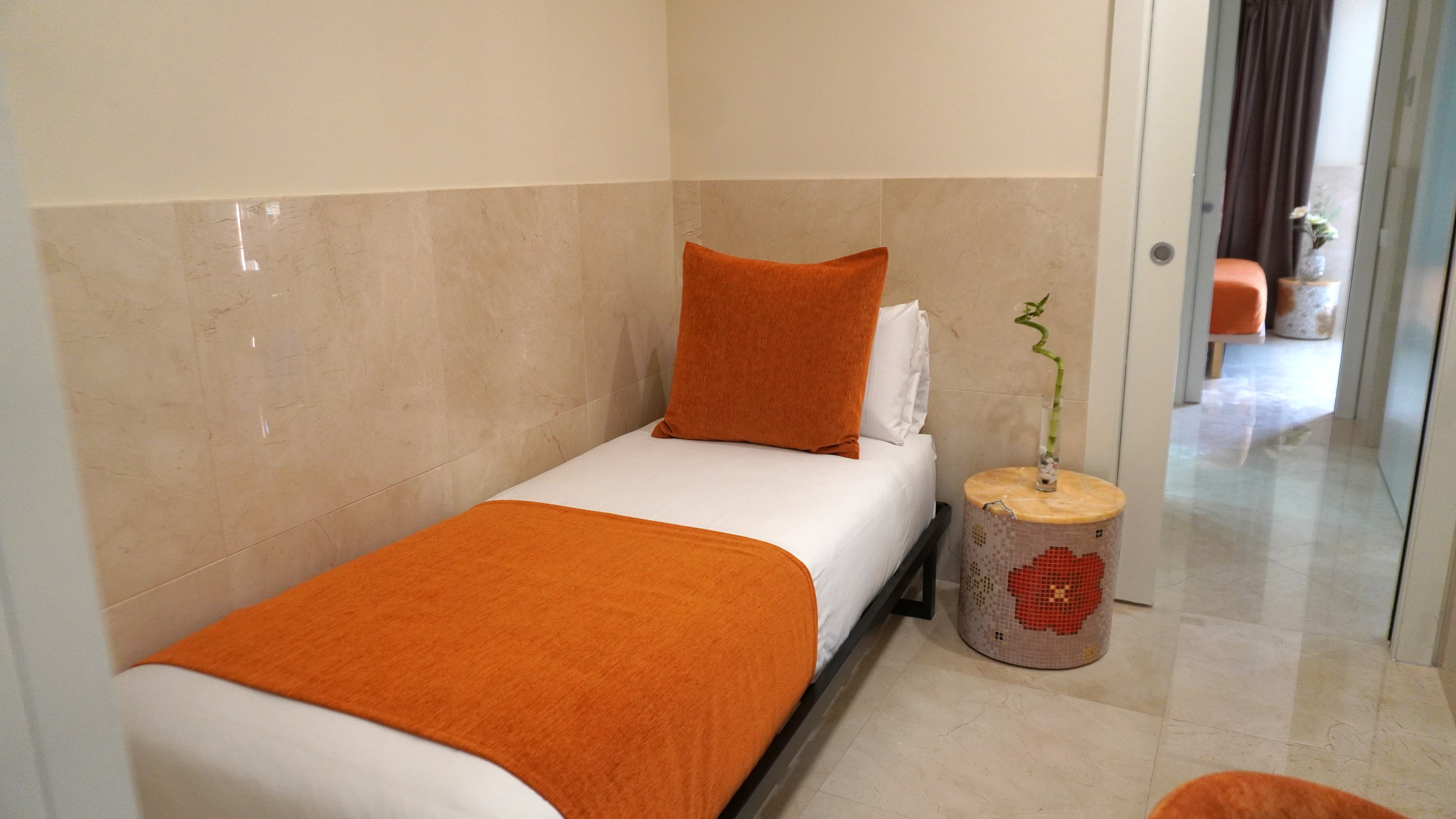 Apartment Capacity 4 Three Bedroom