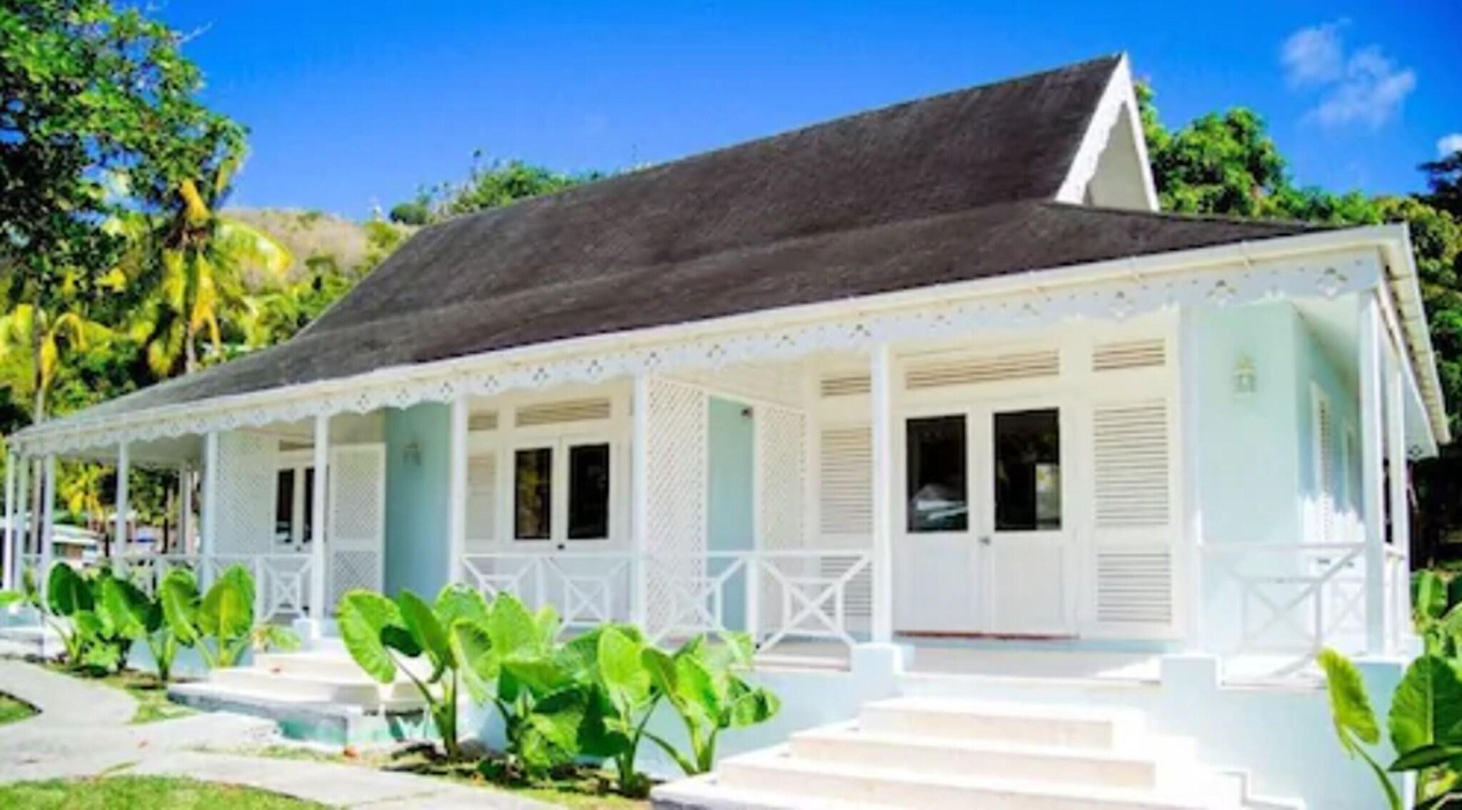 Suite Sea View King Bed