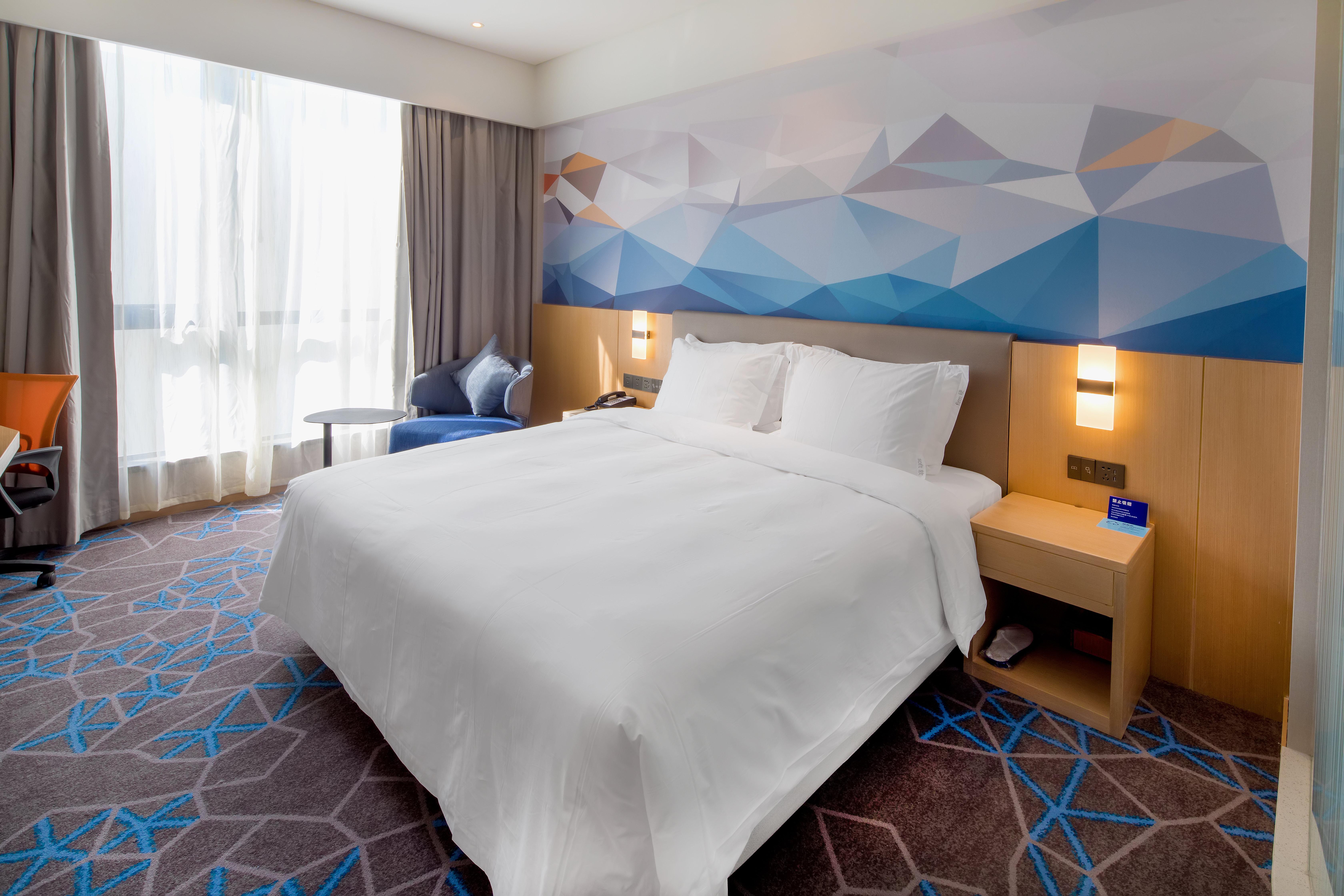 Double Accessible King Size Bed