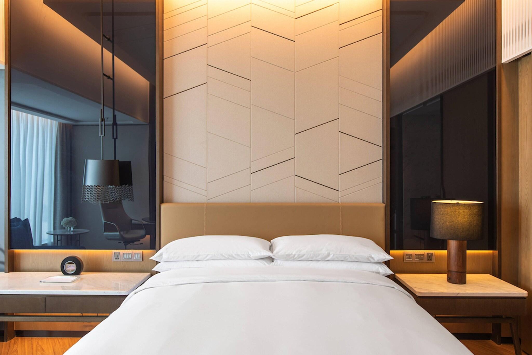 Double King Size Bed