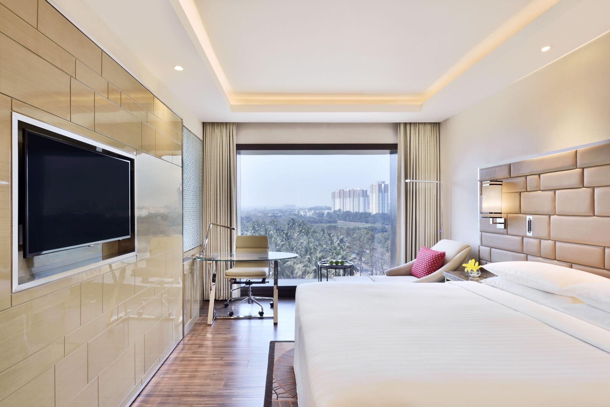 Double Executive King Bed