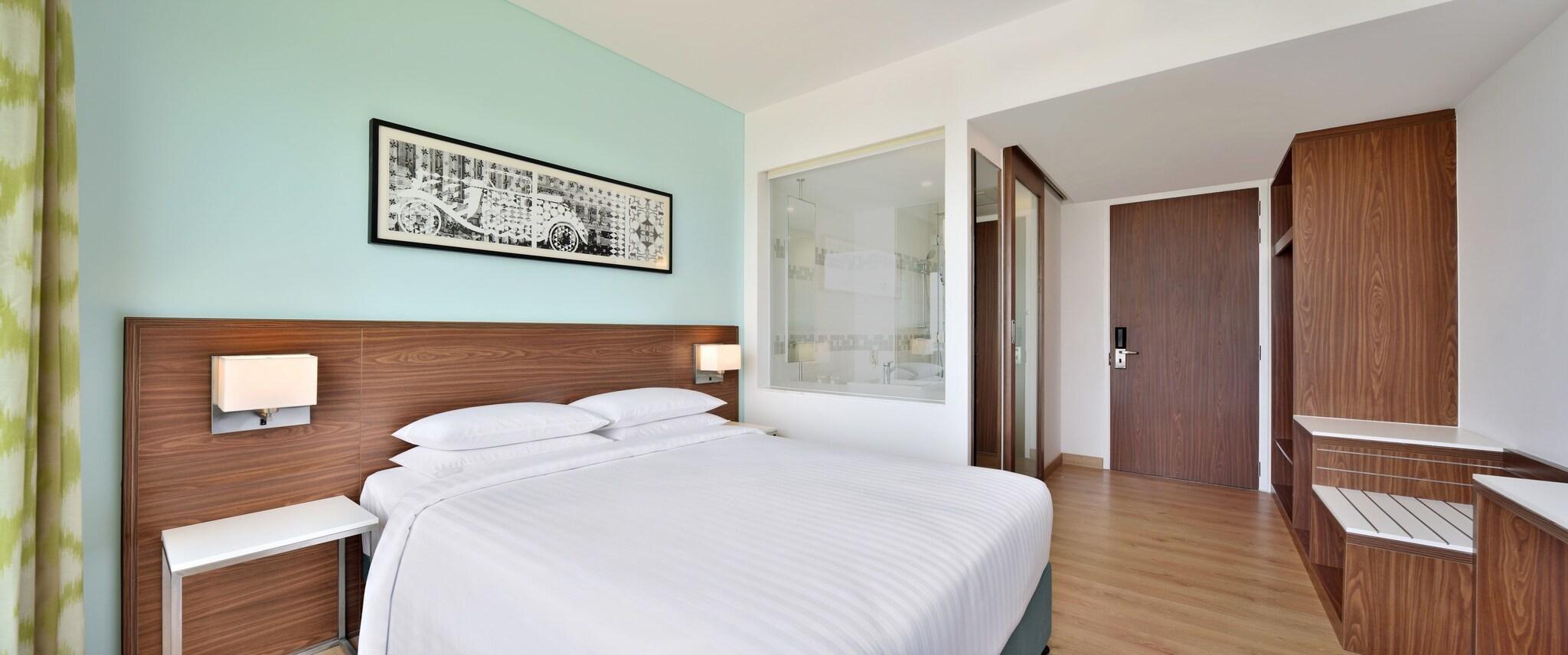 Double City View King Bed