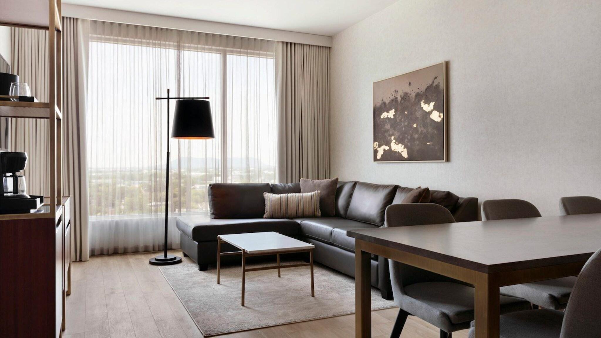 Suite Executive King Bed