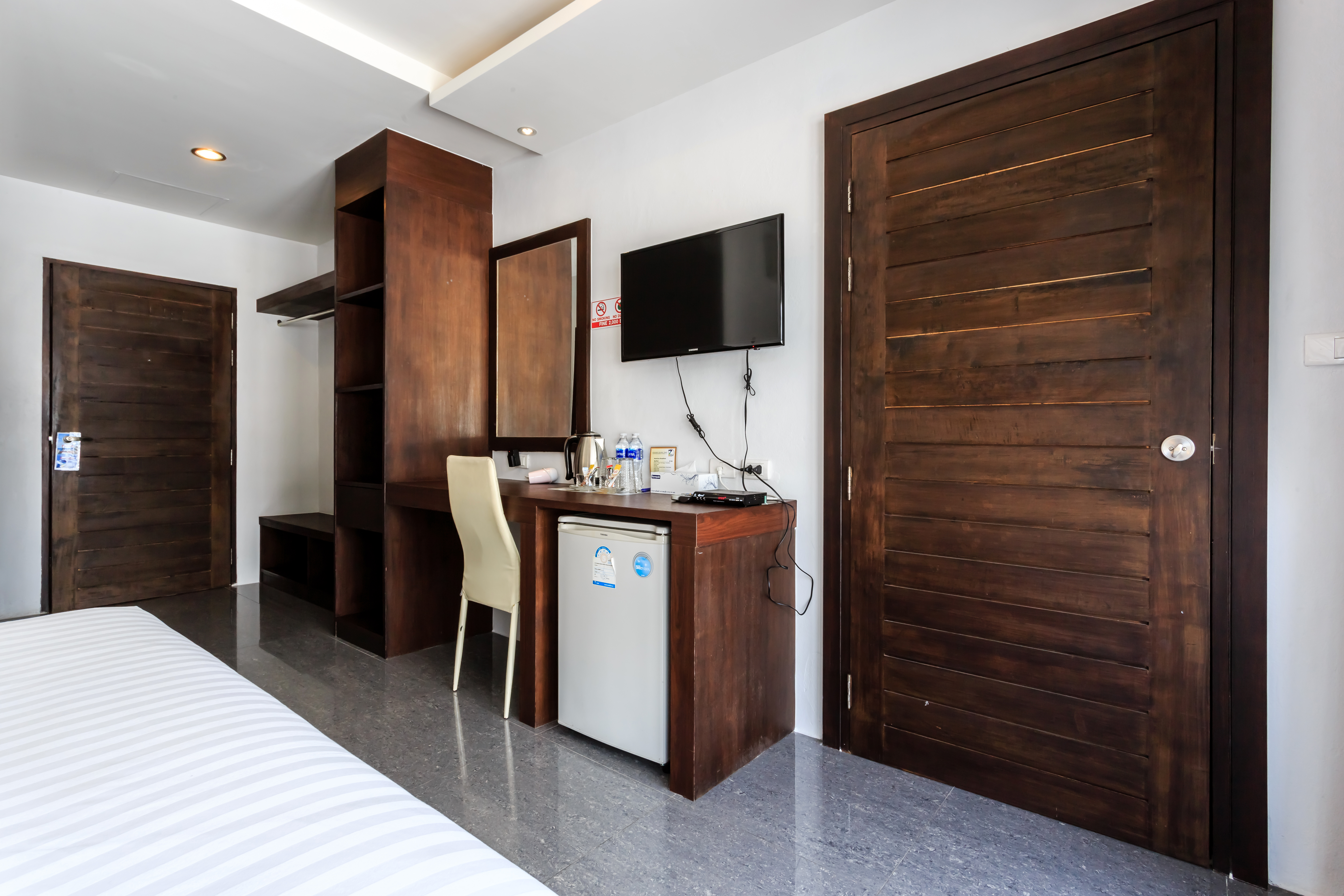 Double Superior King Bed