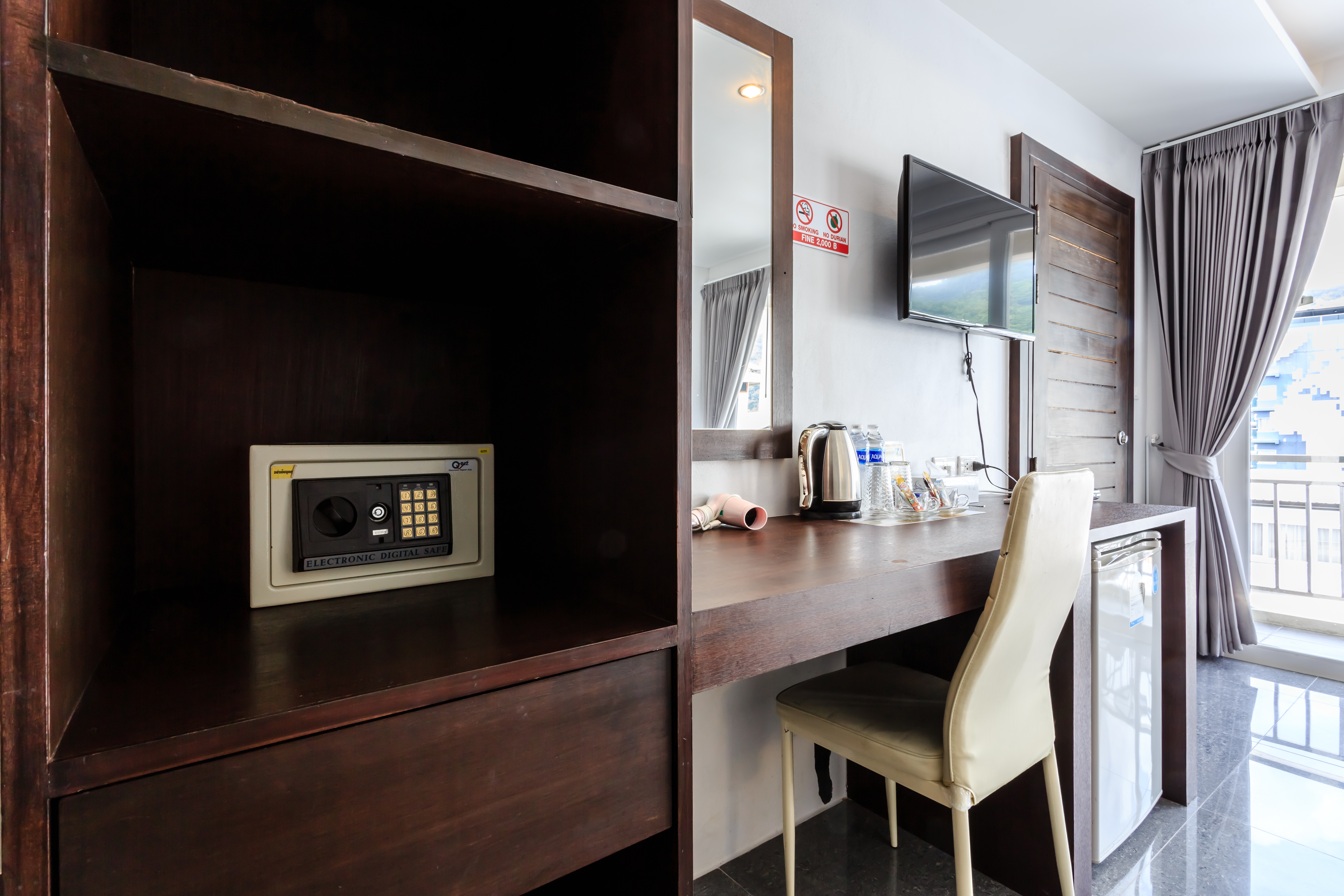 Double Superior King Bed