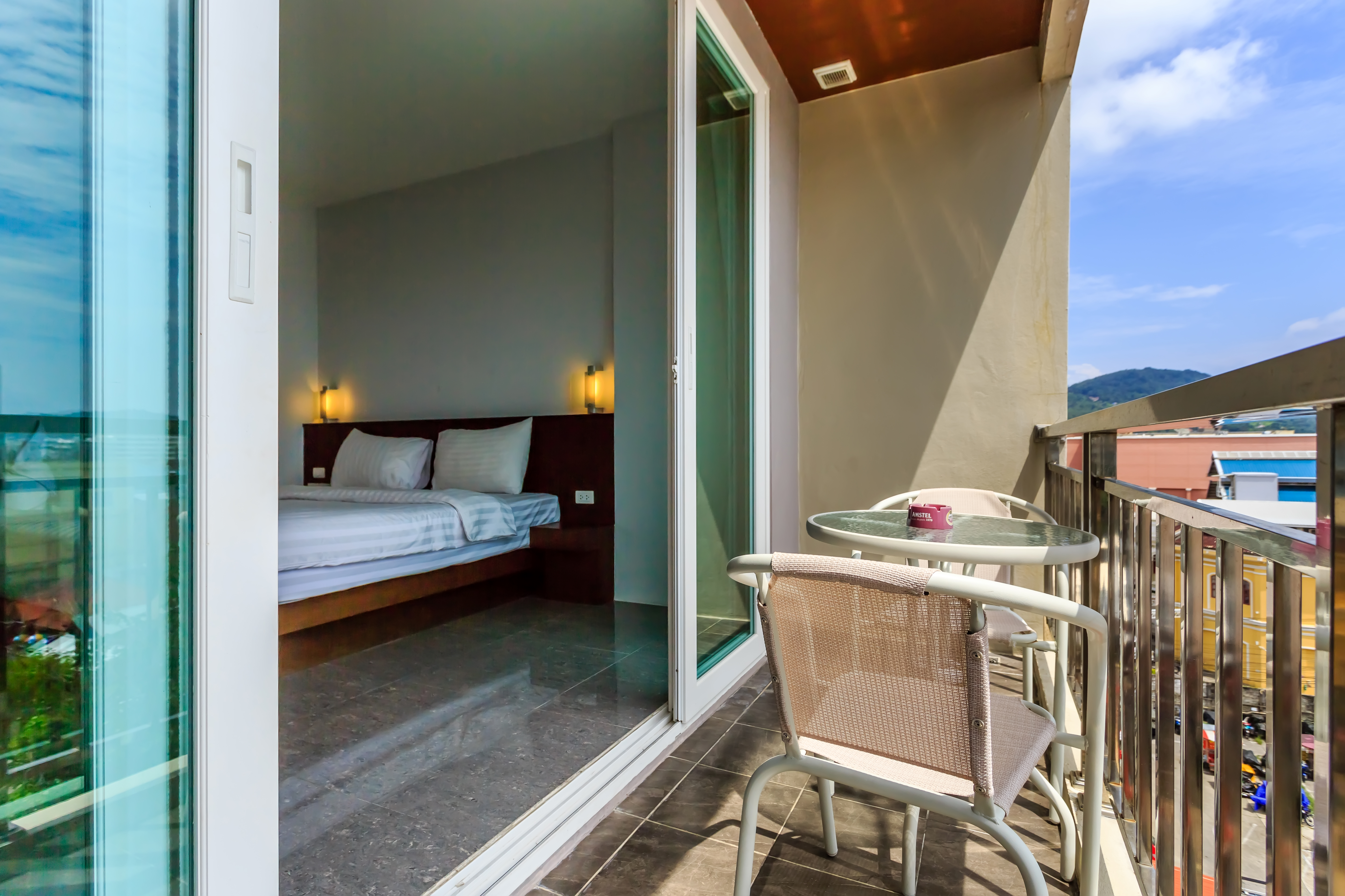 Double Deluxe King Bed