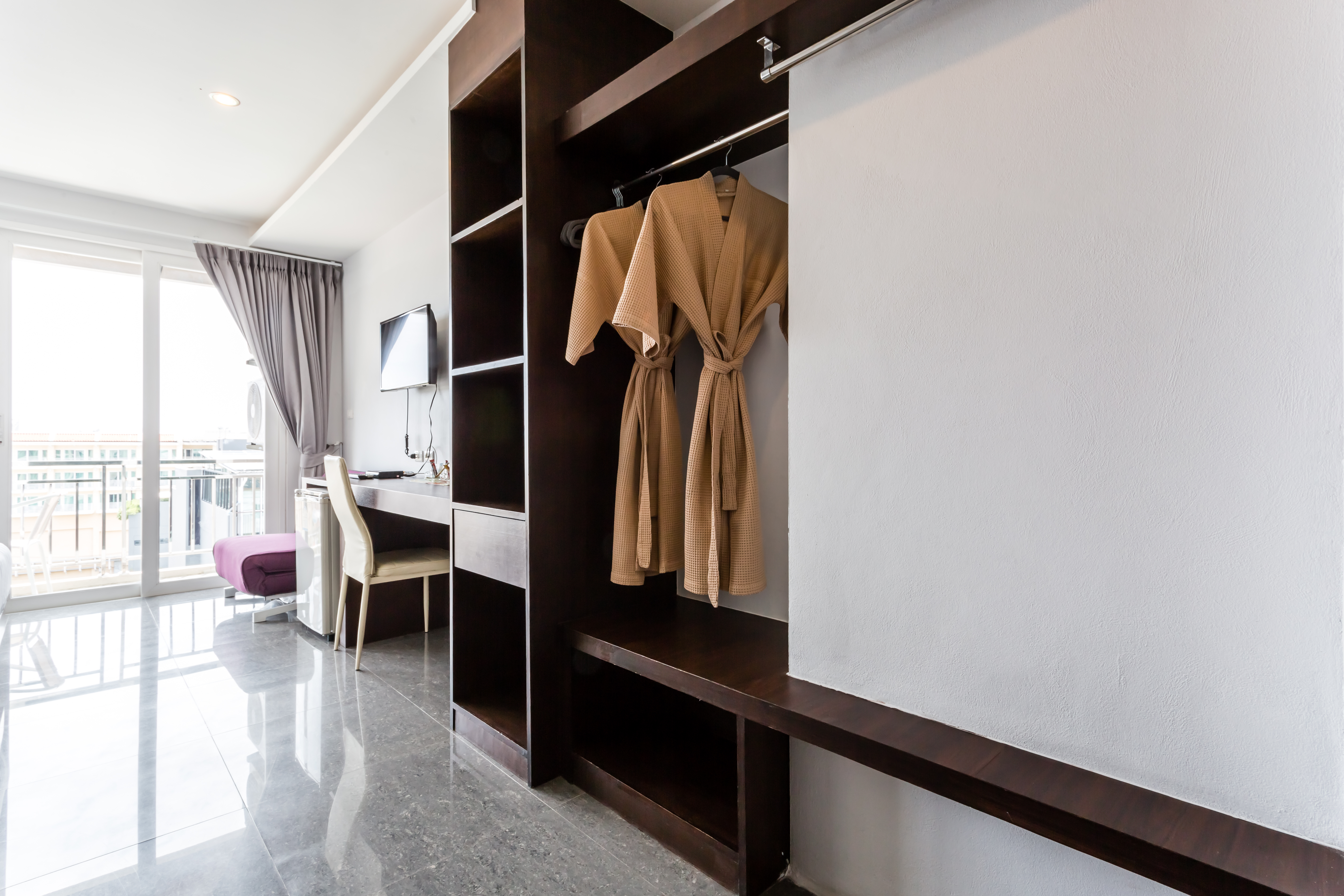 Double Deluxe King Bed