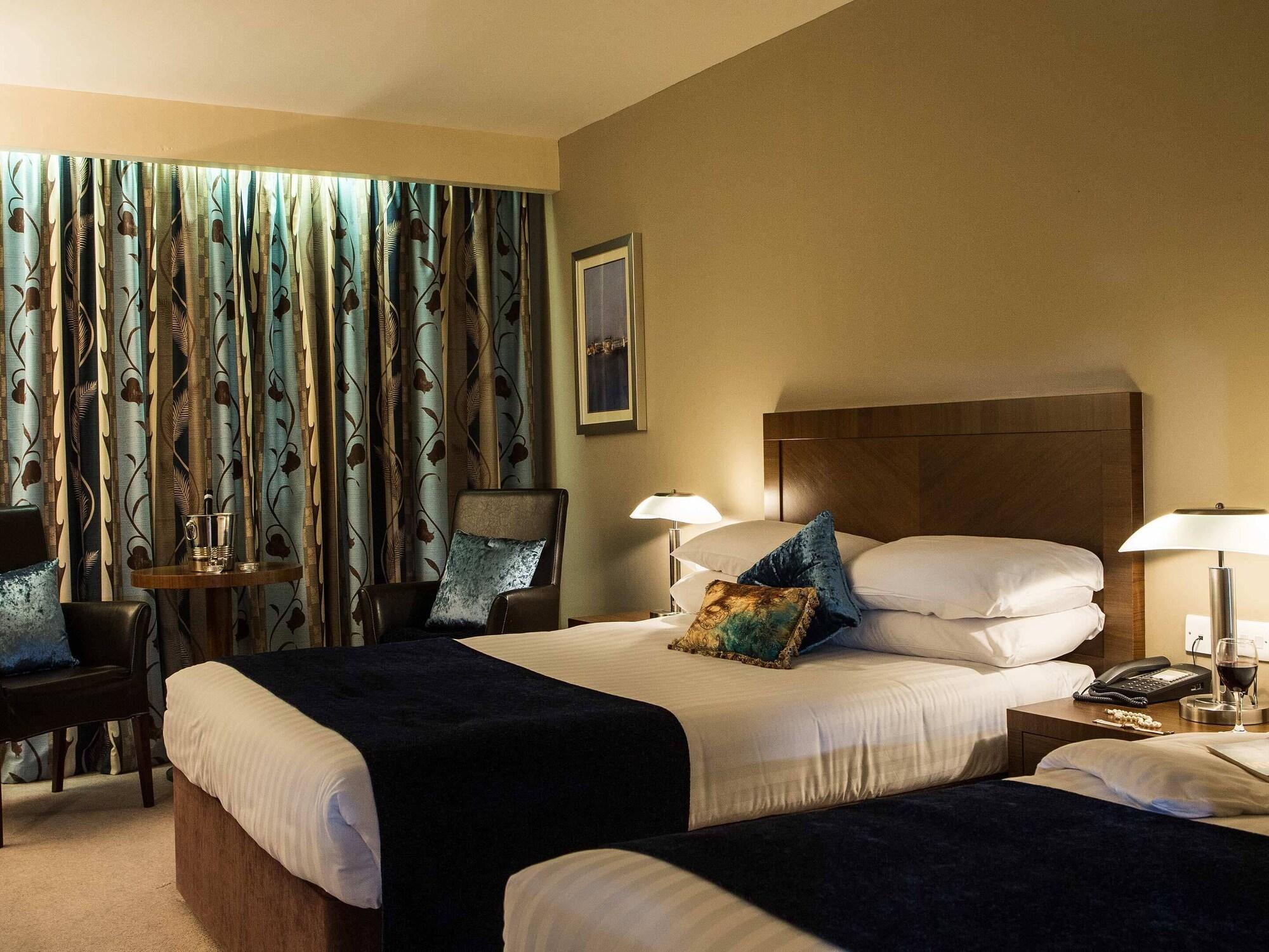 Double Classic King Bed