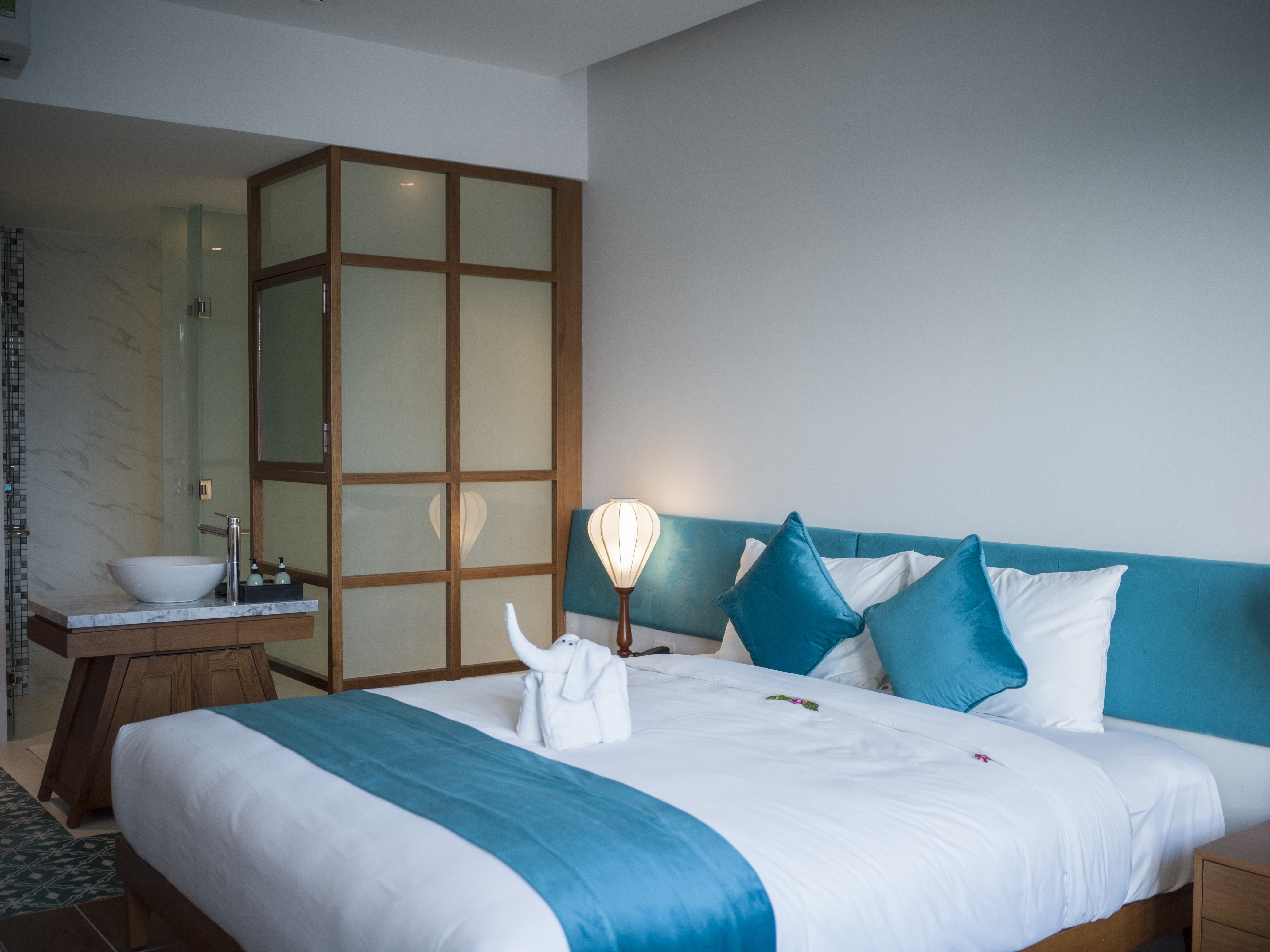 Double Superior with Views