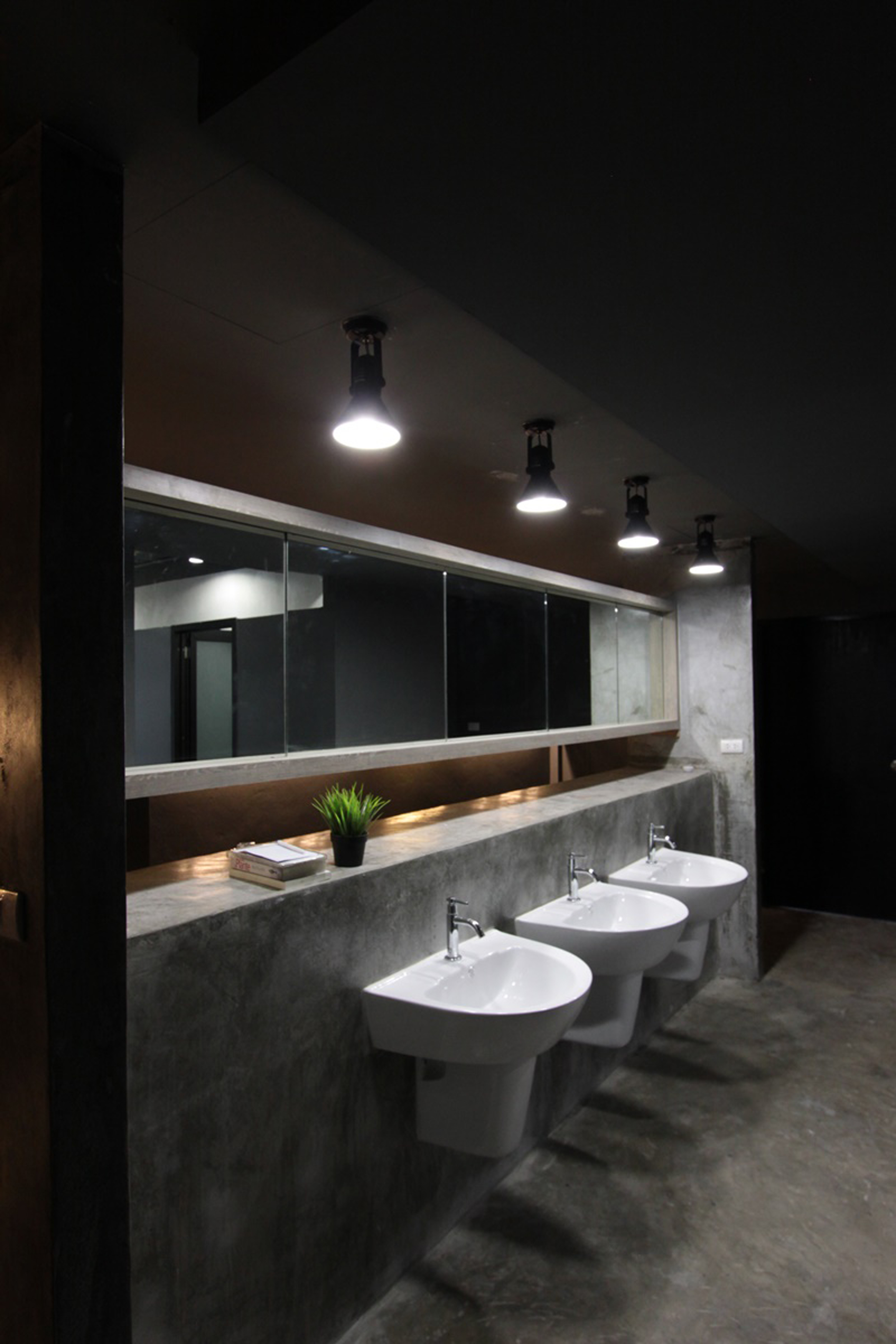 Twin with Shared Bathroom