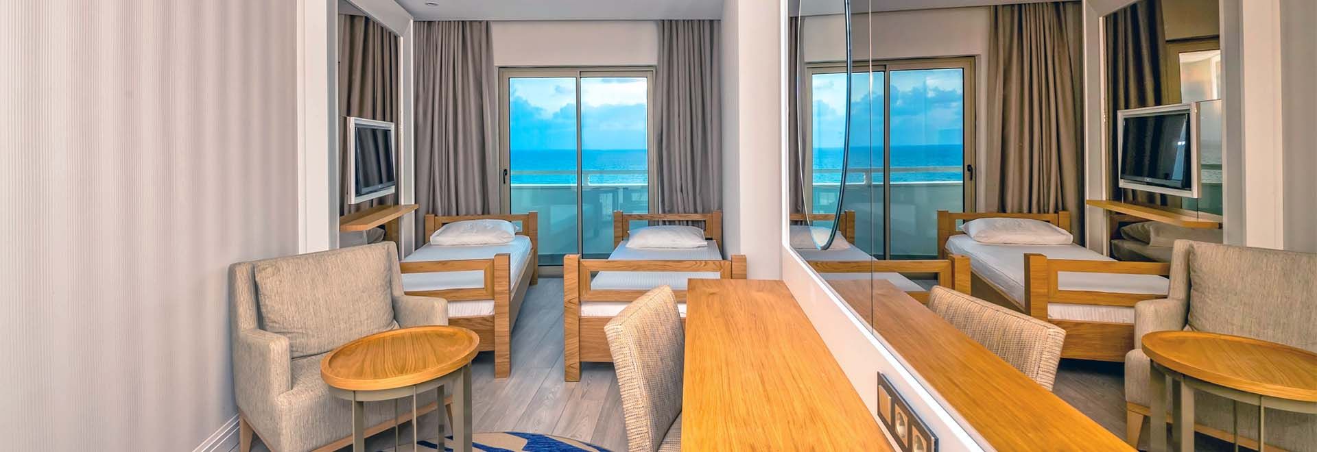 Family Room with Jacuzzi