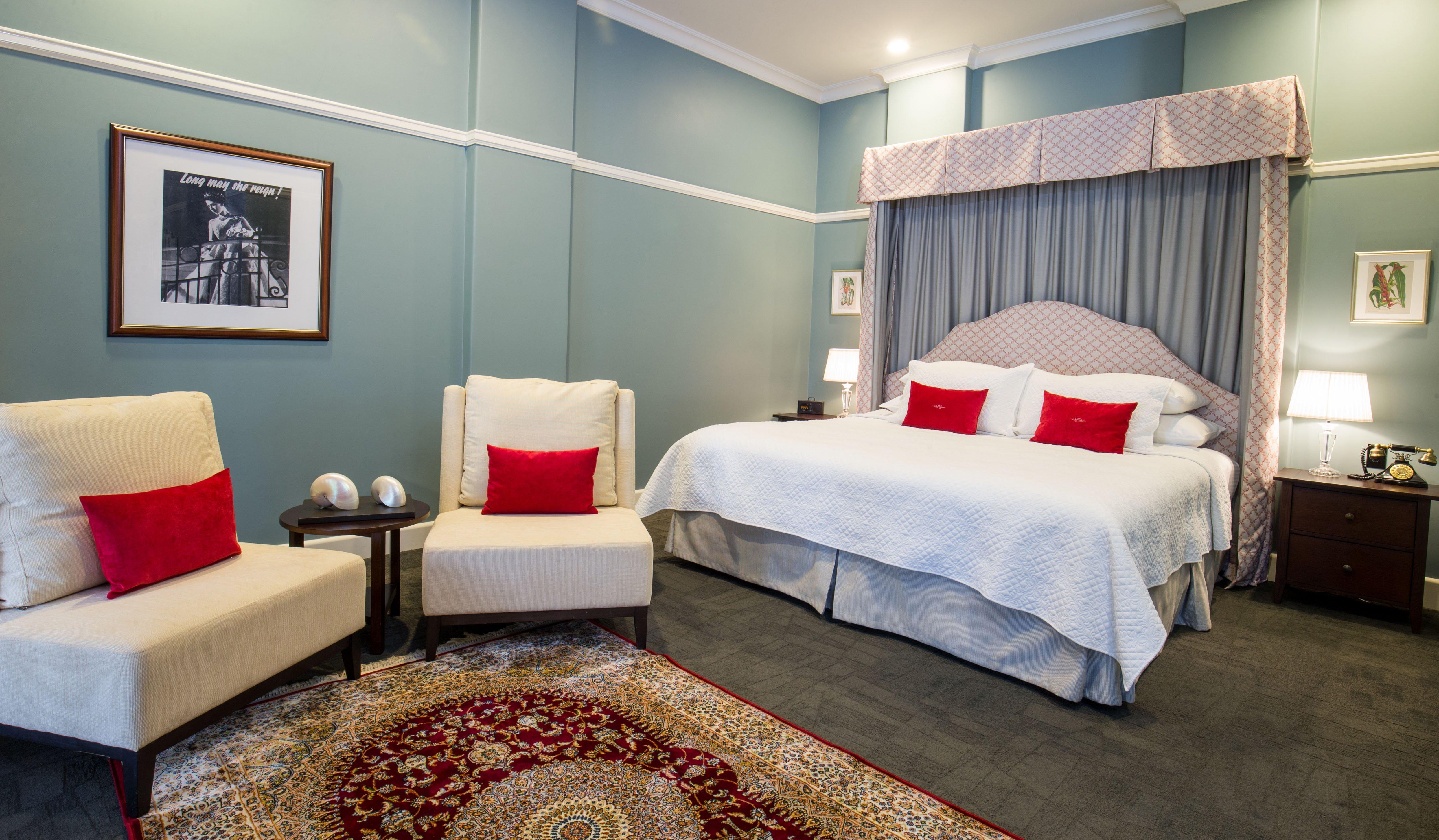 Suite Queen Size Bed