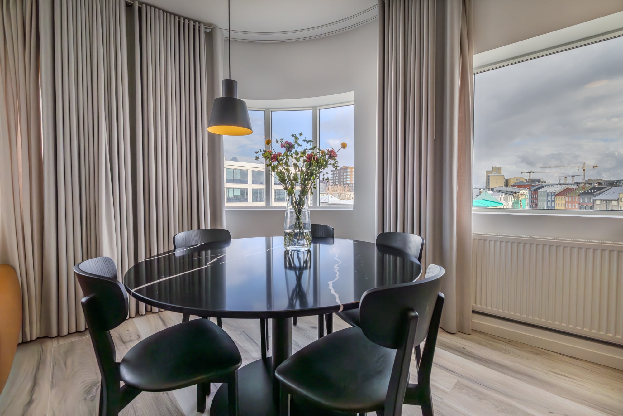 Apartment Deluxe Two Bedroom