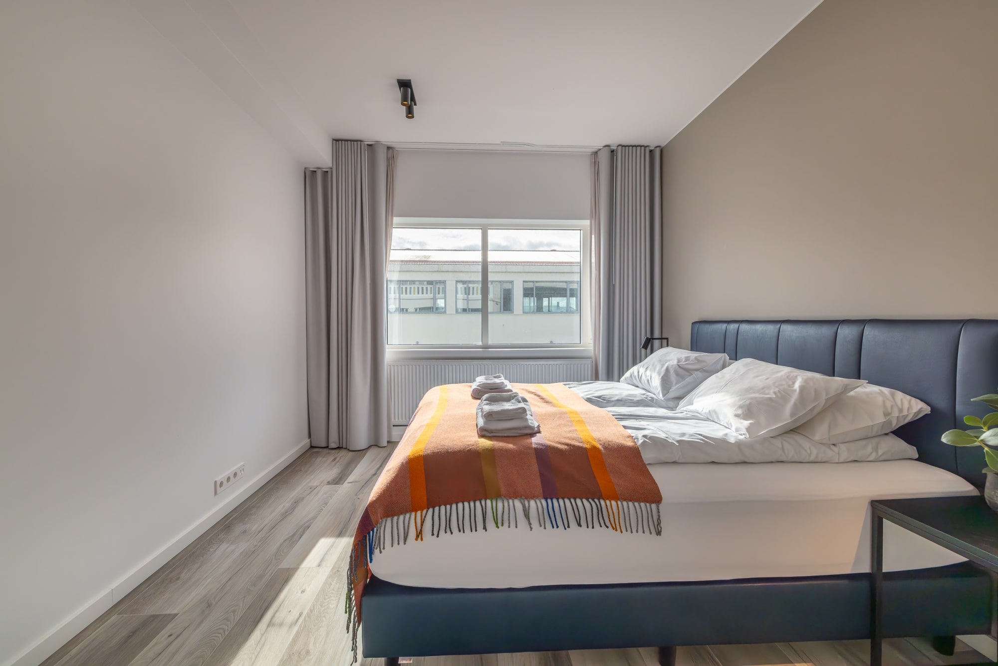 Apartment Deluxe Three Bedroom